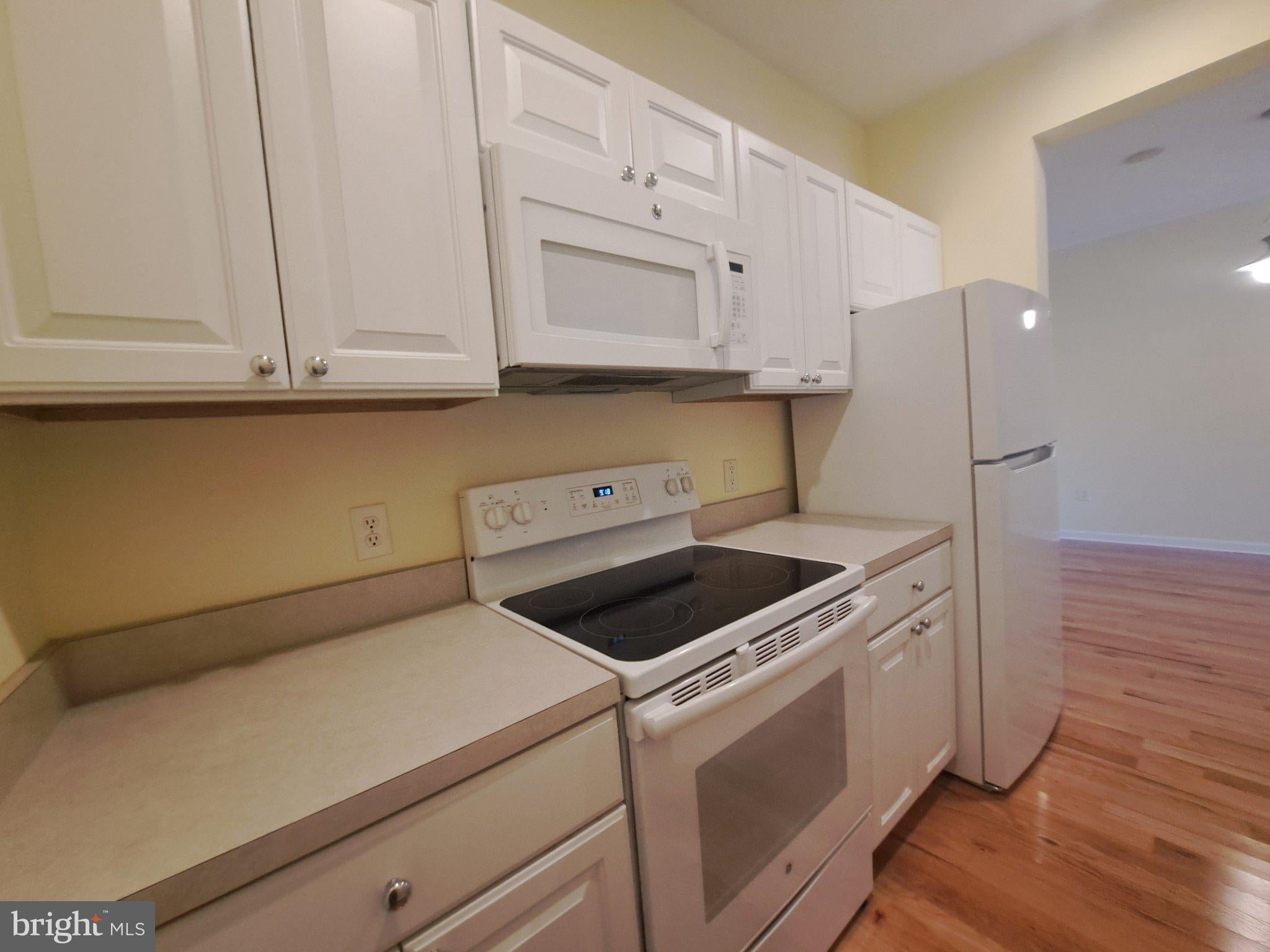 4100 SAND PIPER DRIVE 4104
