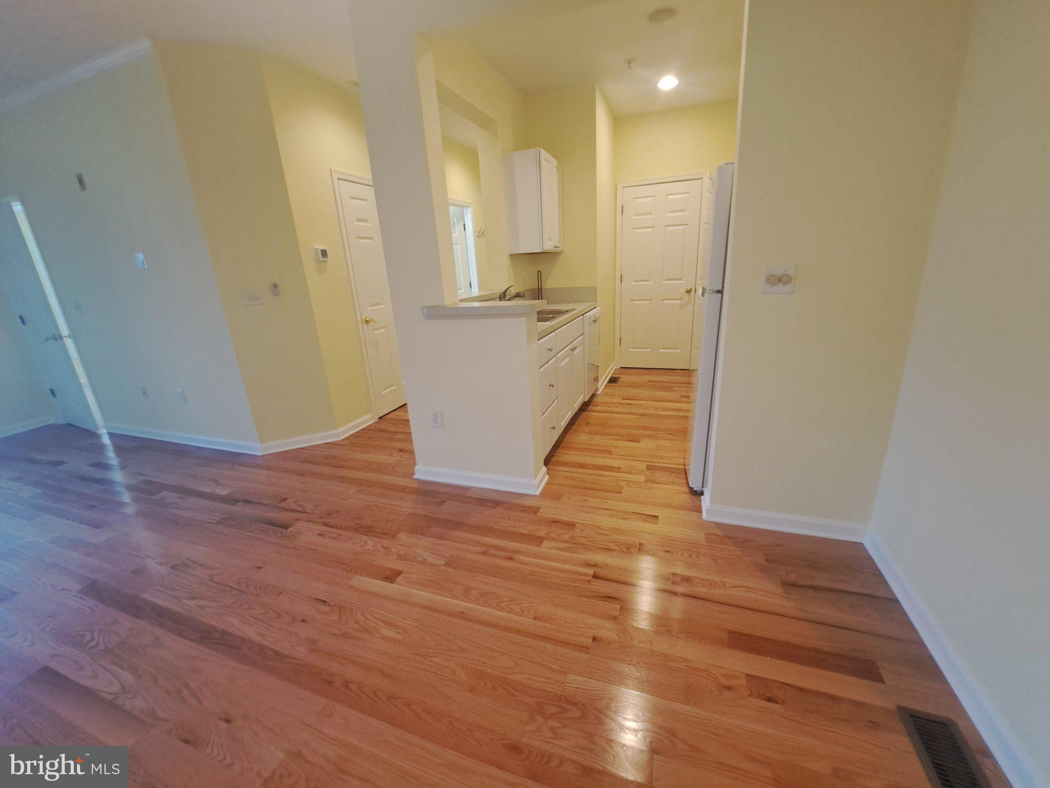 4100 SAND PIPER DRIVE 4104