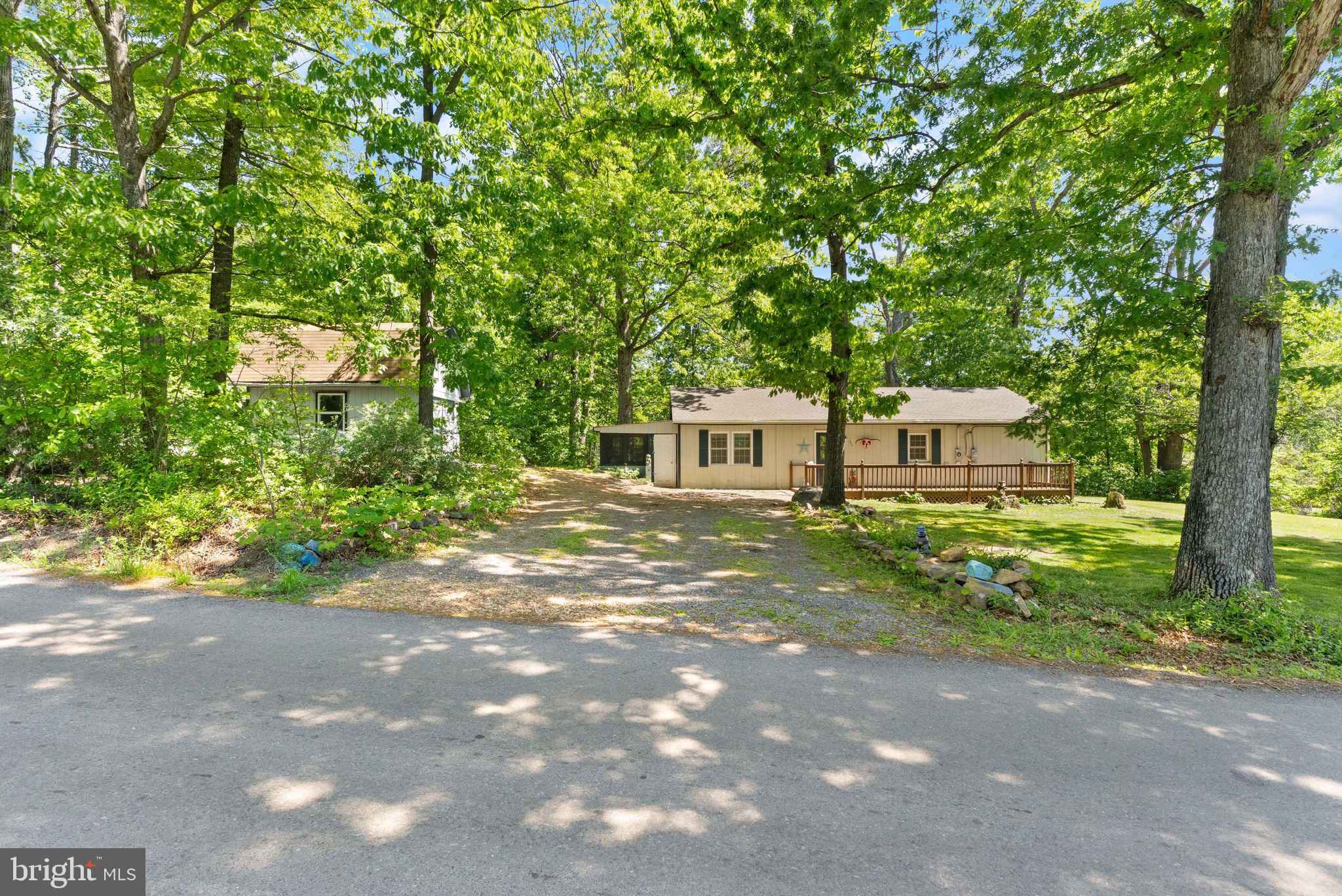 700 TOMAHAWK TRAIL