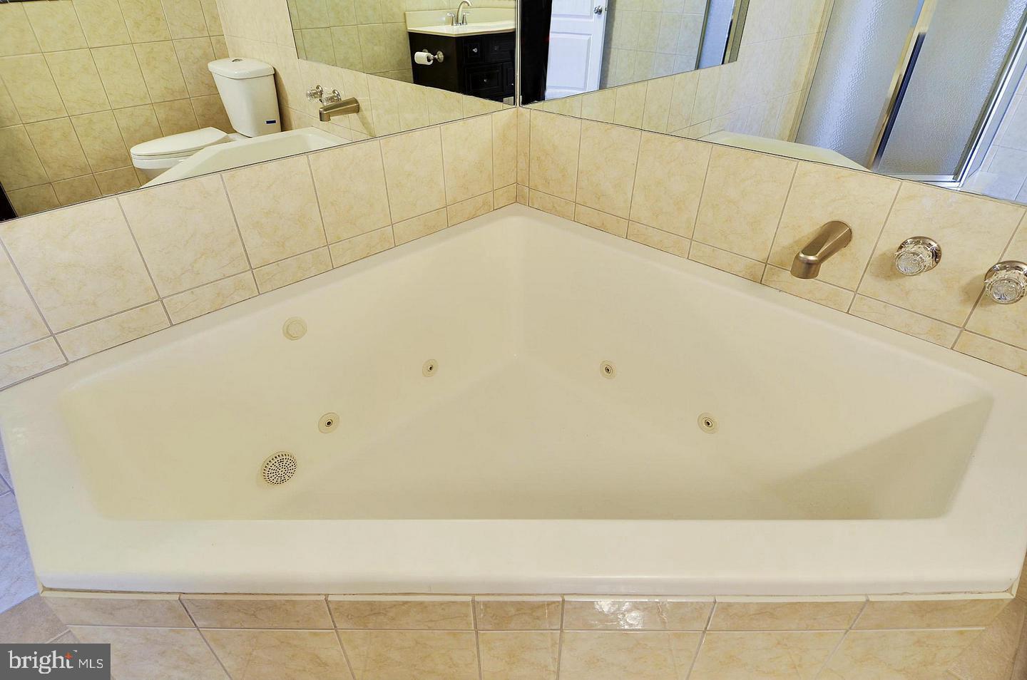 BELLA VISTA - Residential Lease