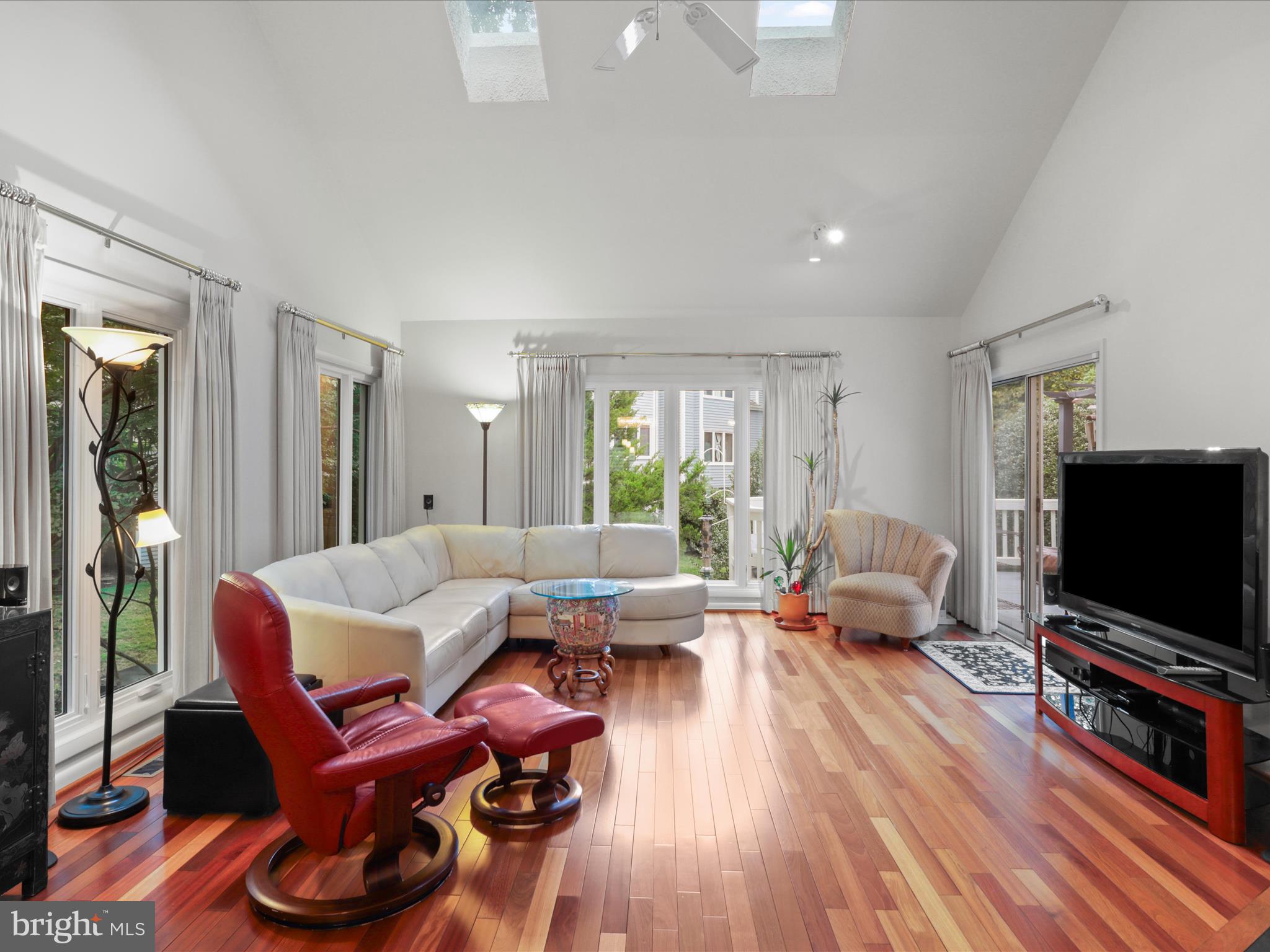 WEDGEWOOD - Residential Lease