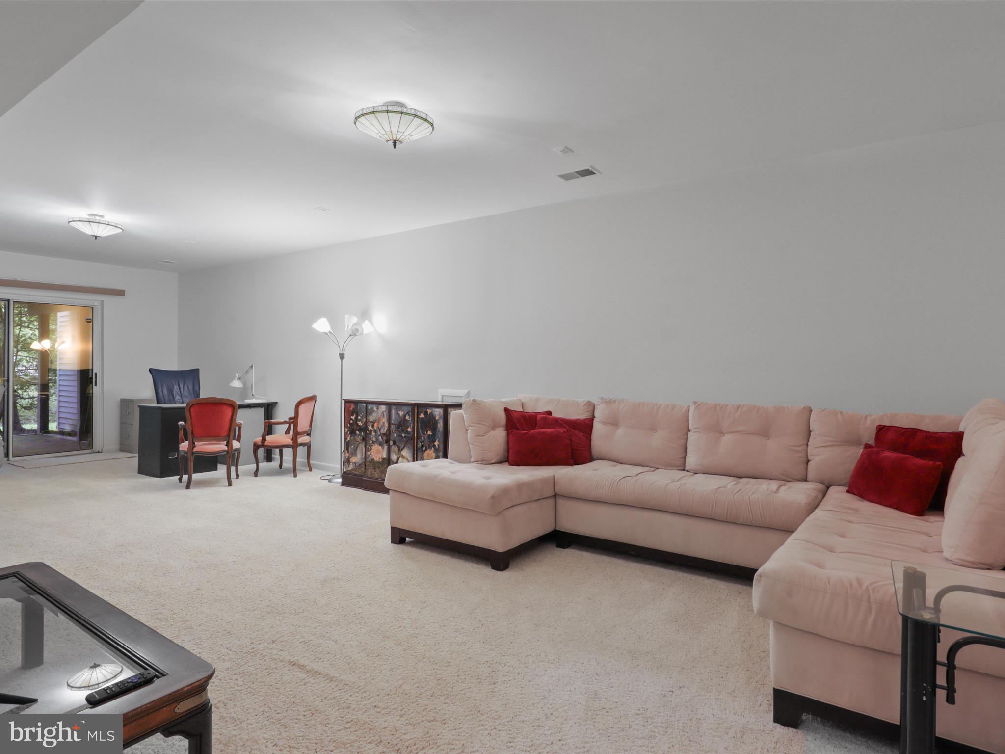 WEDGEWOOD - Residential Lease