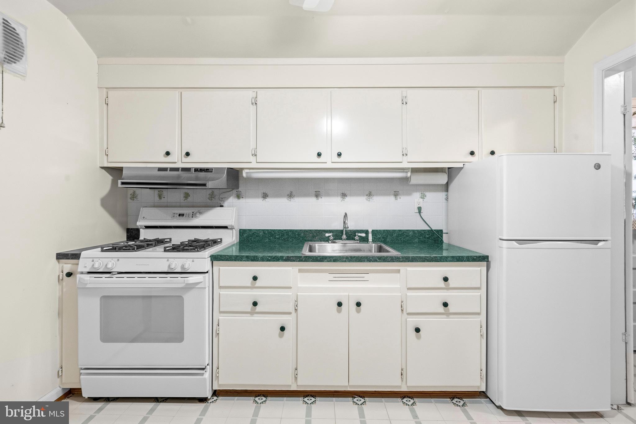 HOMEWOOD - Residential