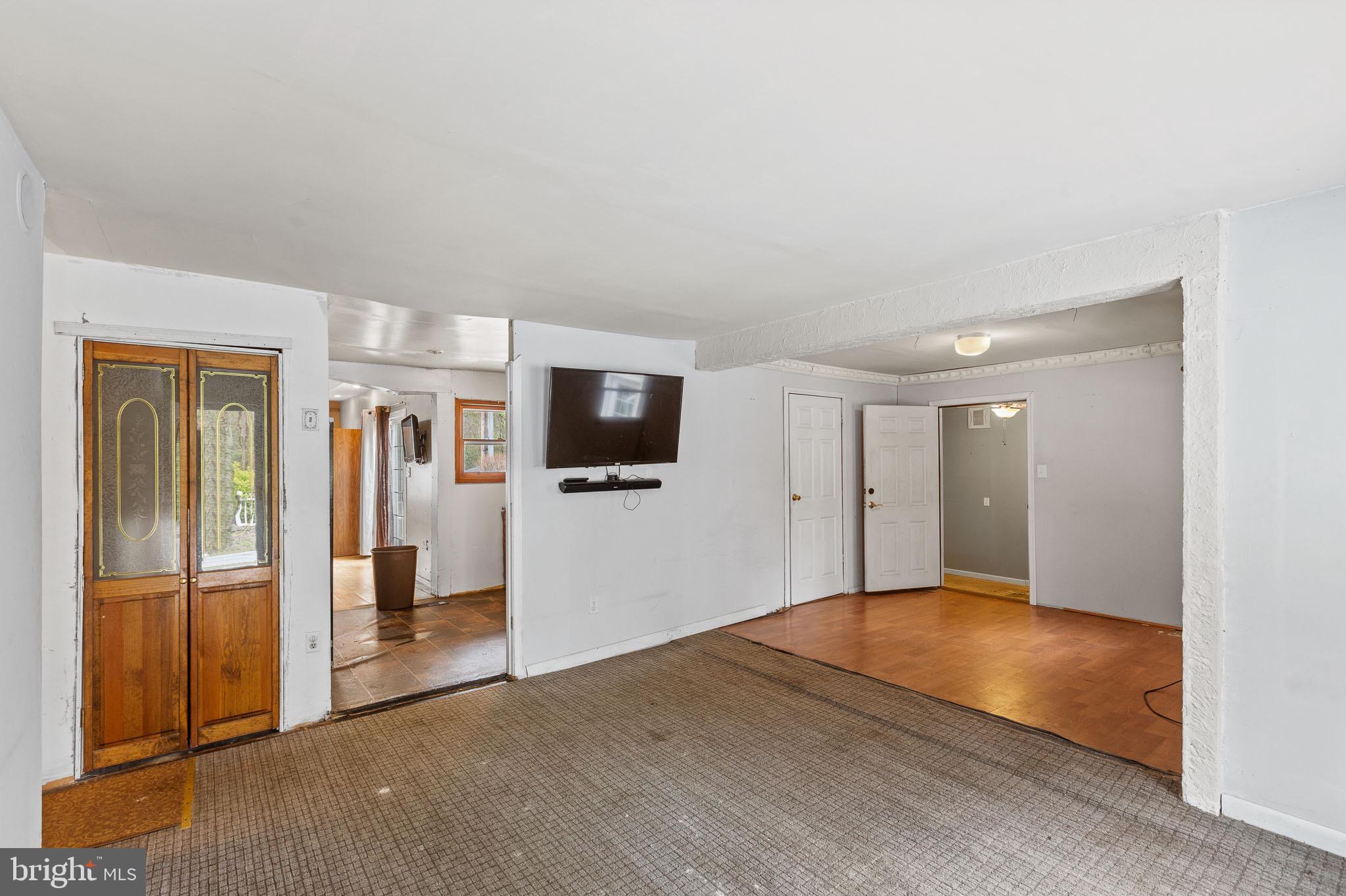 47938 JANET LANE