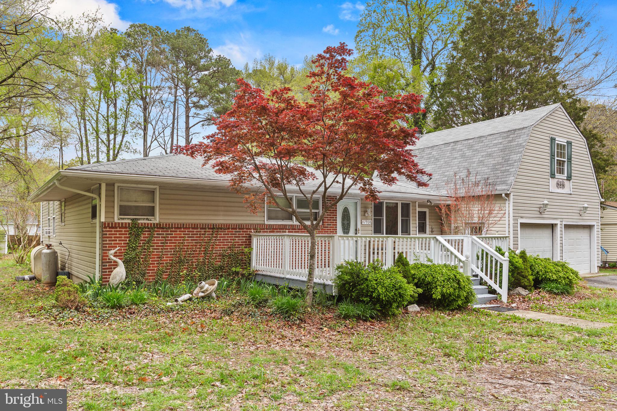 47938 JANET LANE