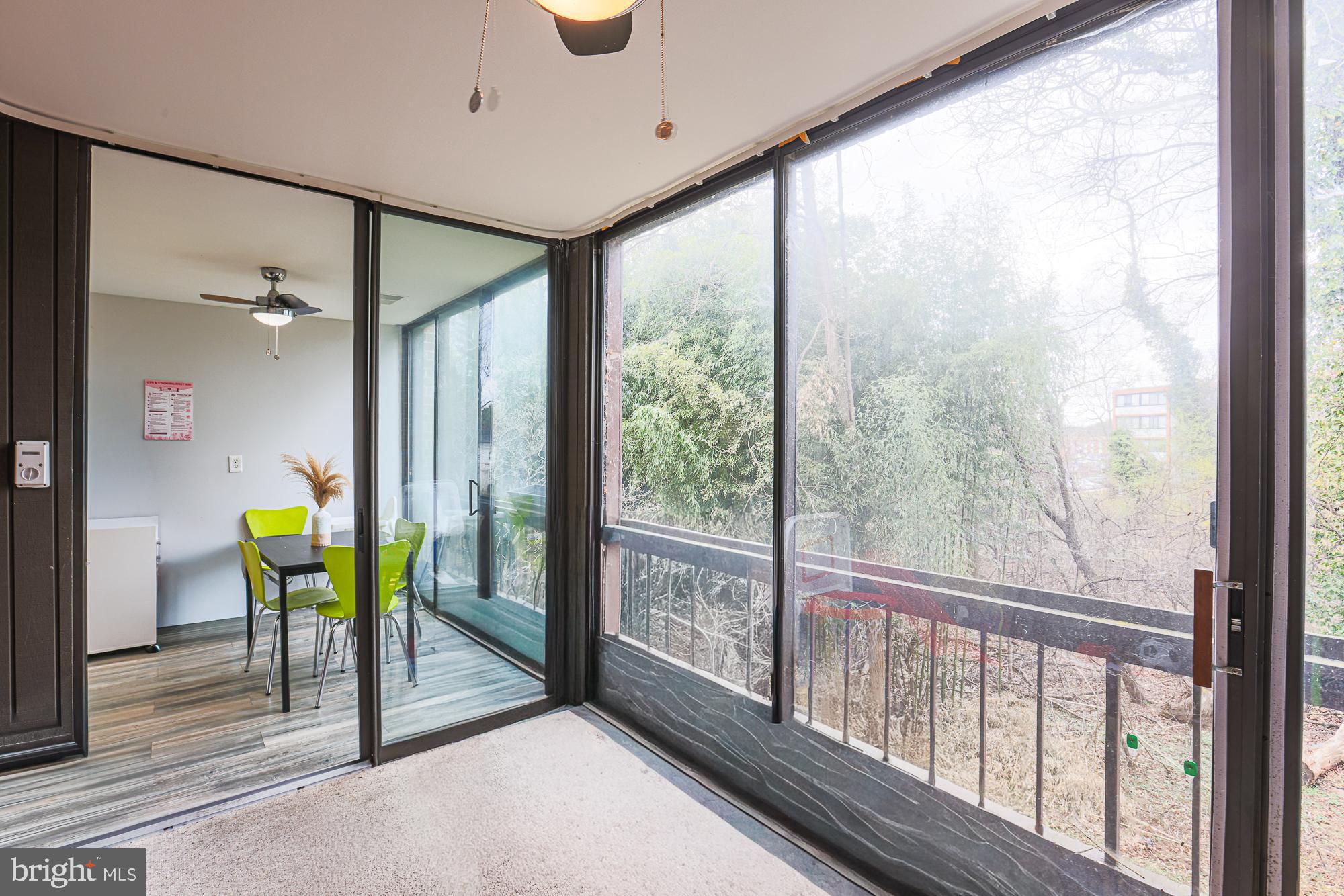 CROSS COUNTRY - Residential