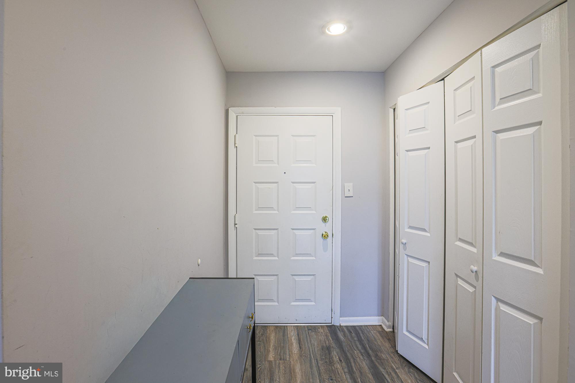 CROSS COUNTRY - Residential