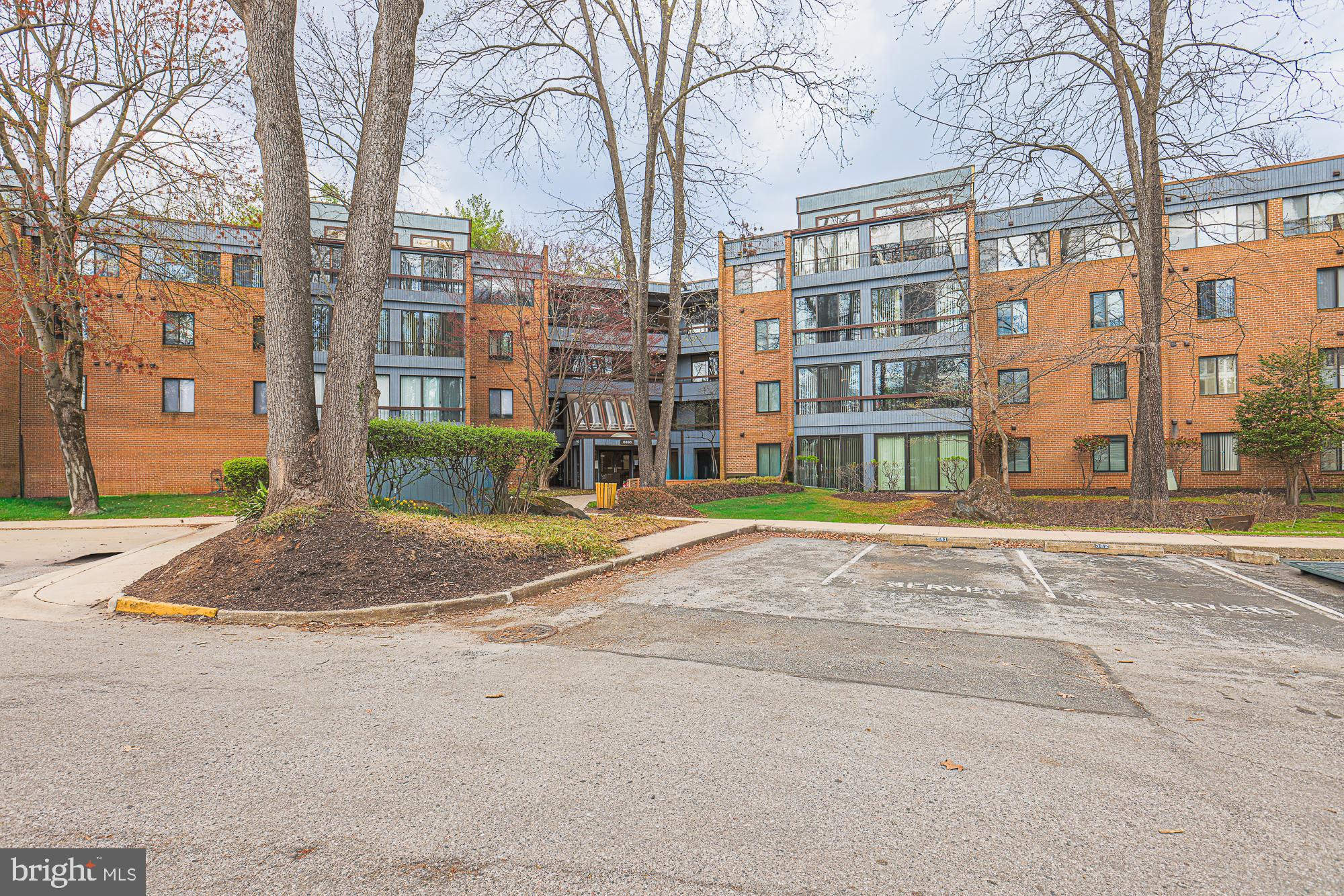 CROSS COUNTRY - Residential