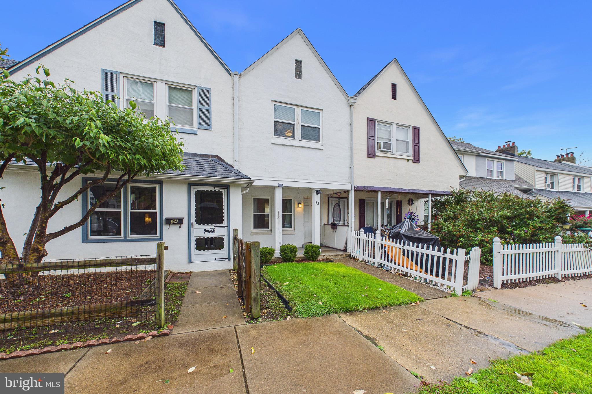 32 4TH AVENUE