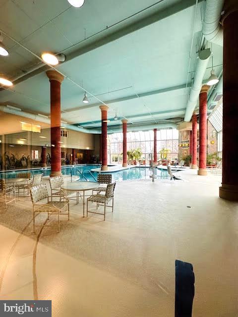 LANSDOWNE WOODS - Residential