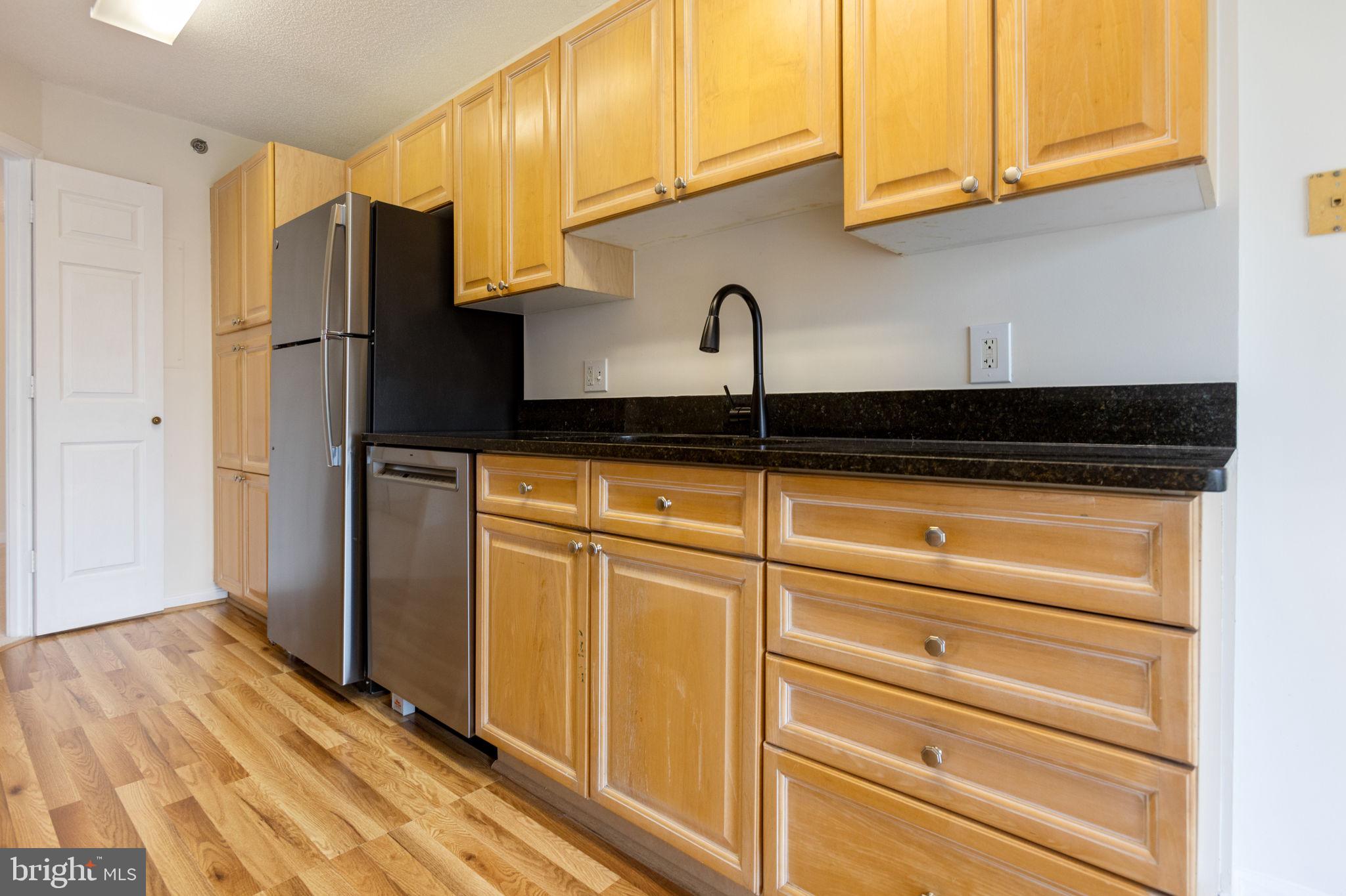 LANSDOWNE WOODS - Residential