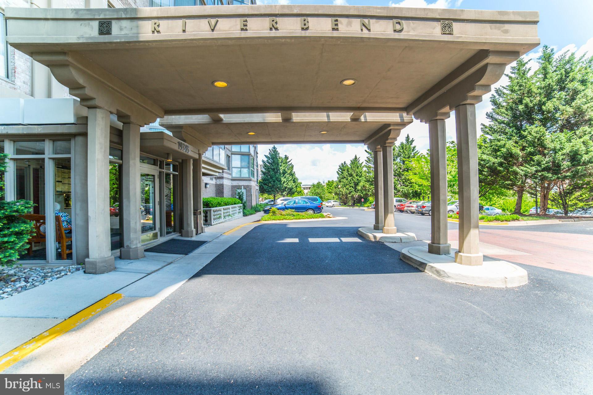 LANSDOWNE WOODS - Residential