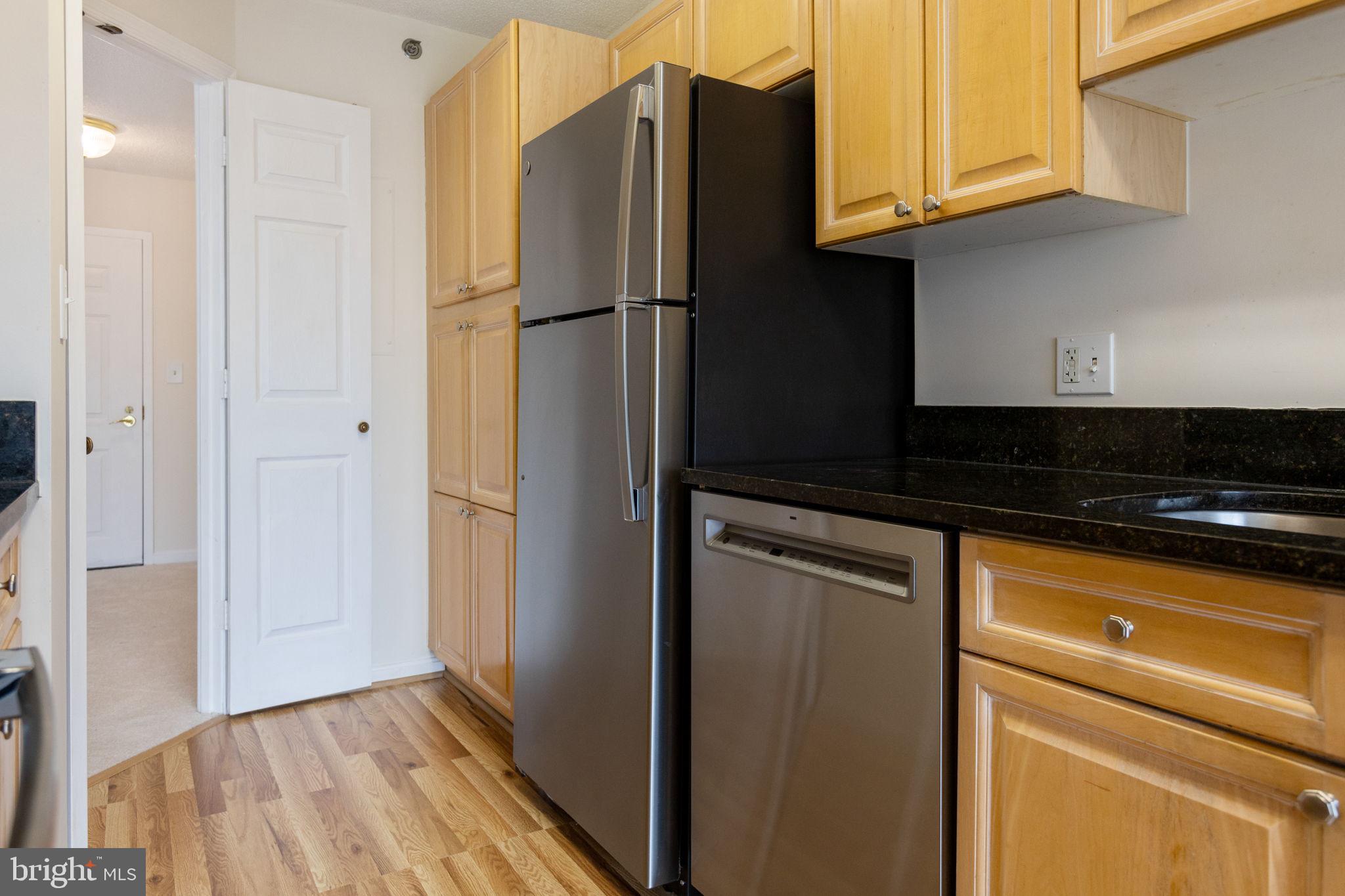 LANSDOWNE WOODS - Residential