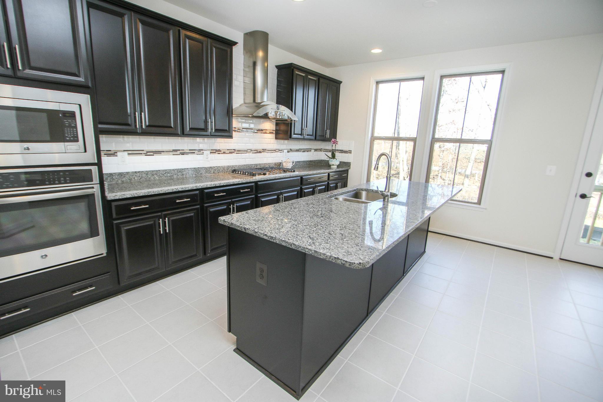 EASTVIEW AT STONE RIDGE - Residential Lease