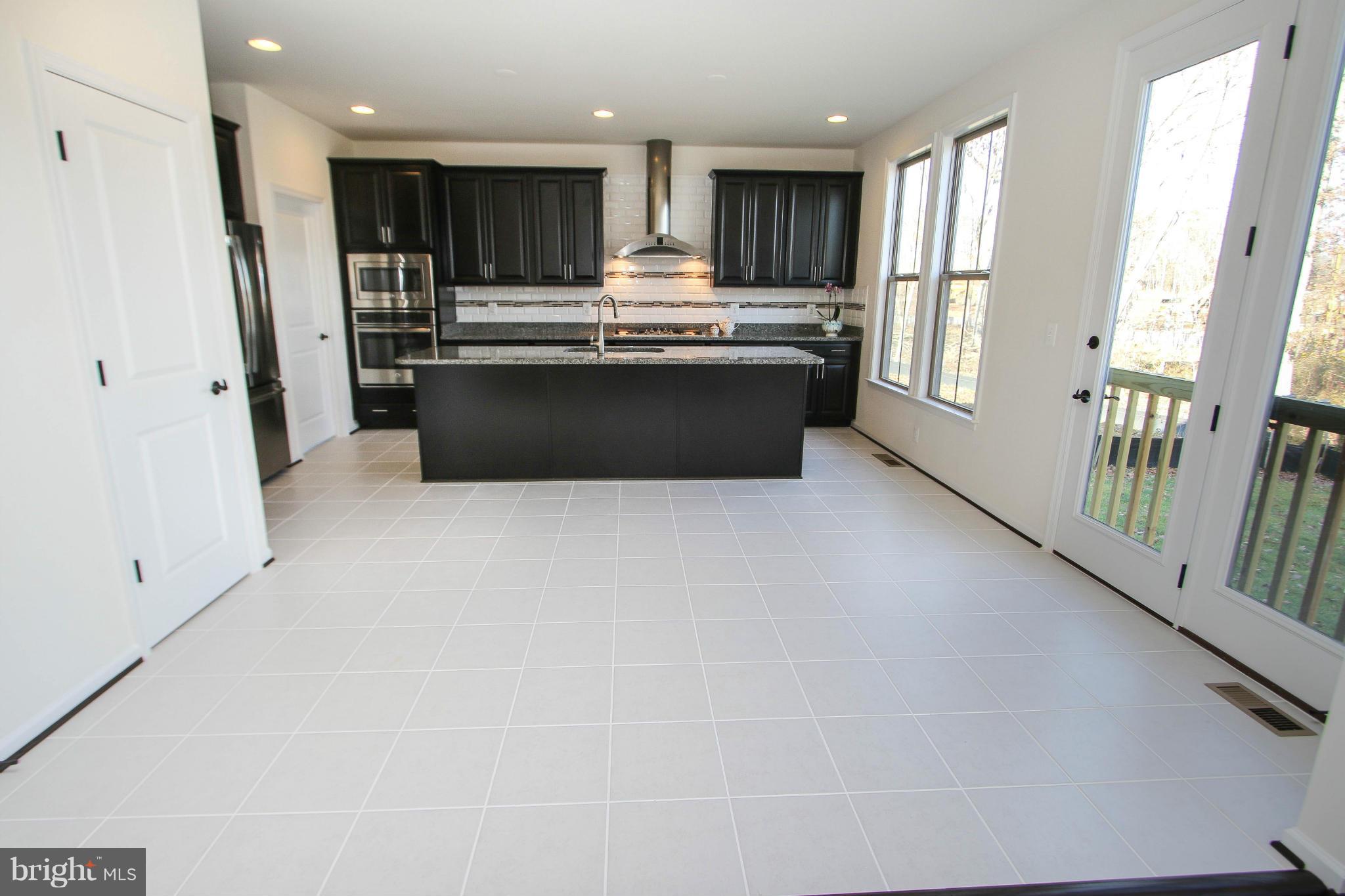 EASTVIEW AT STONE RIDGE - Residential Lease