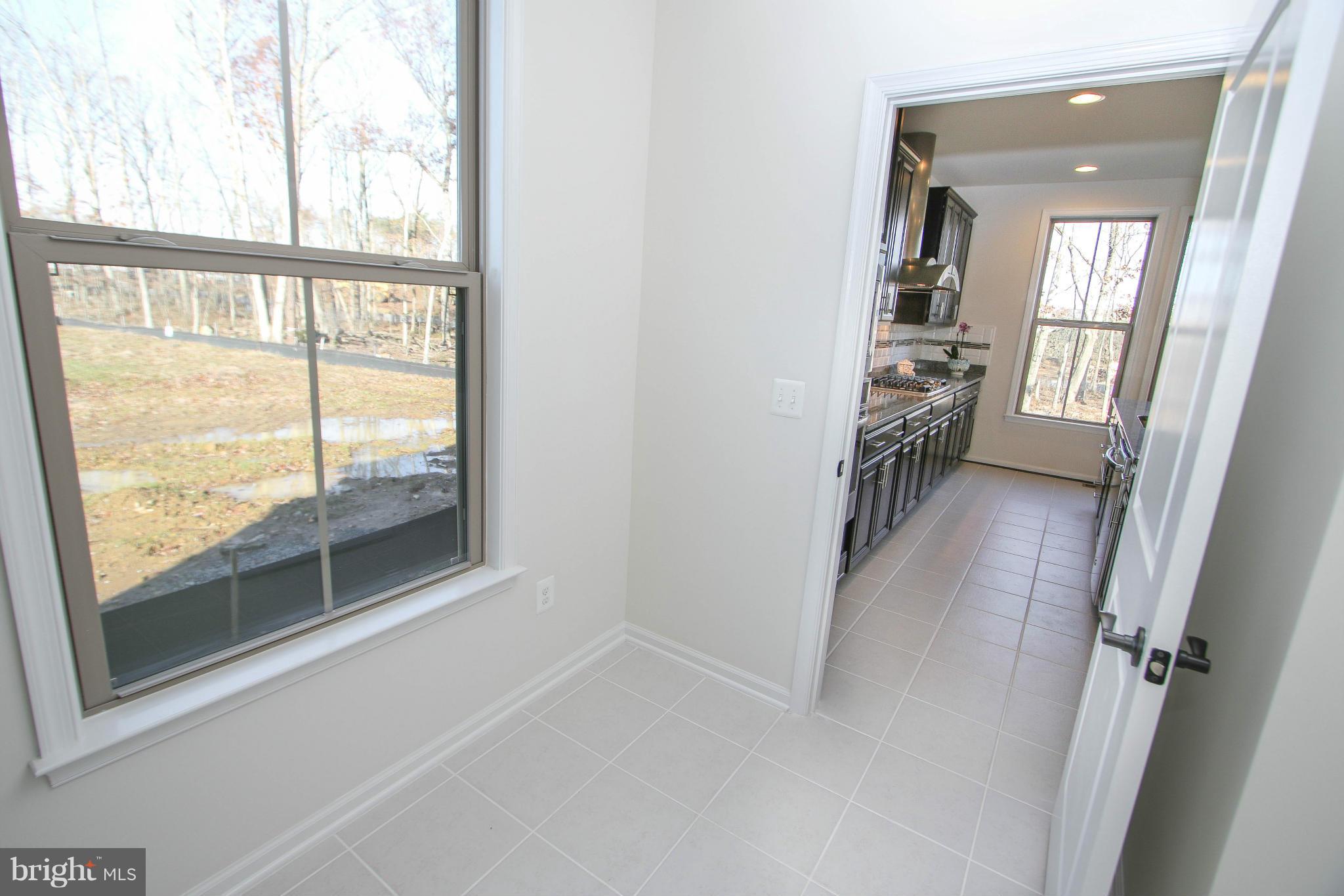 EASTVIEW AT STONE RIDGE - Residential Lease