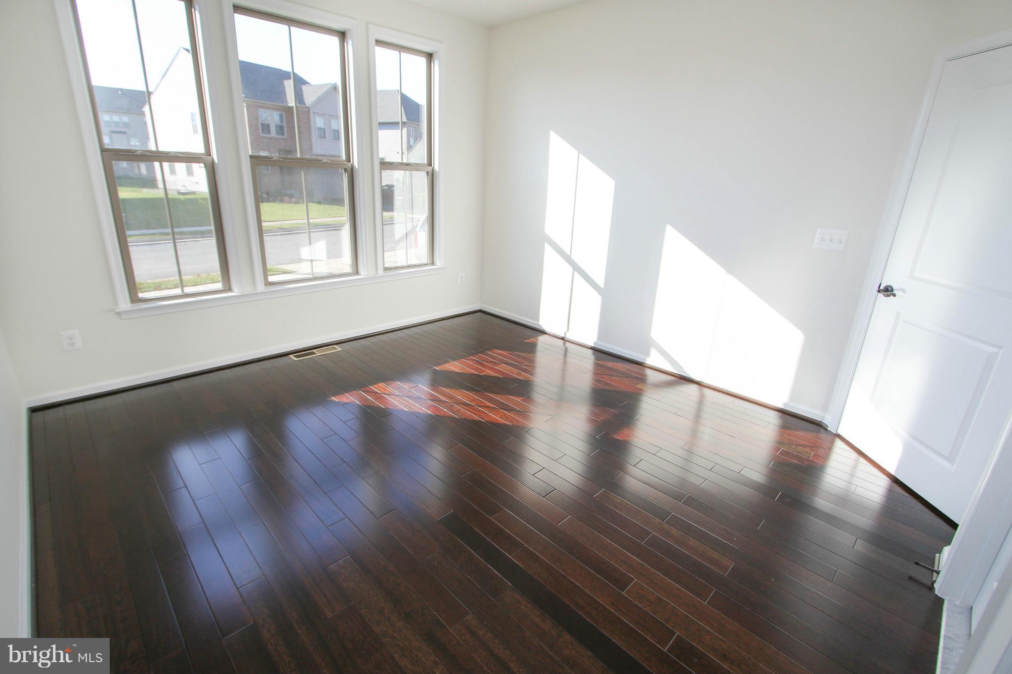 EASTVIEW AT STONE RIDGE - Residential Lease