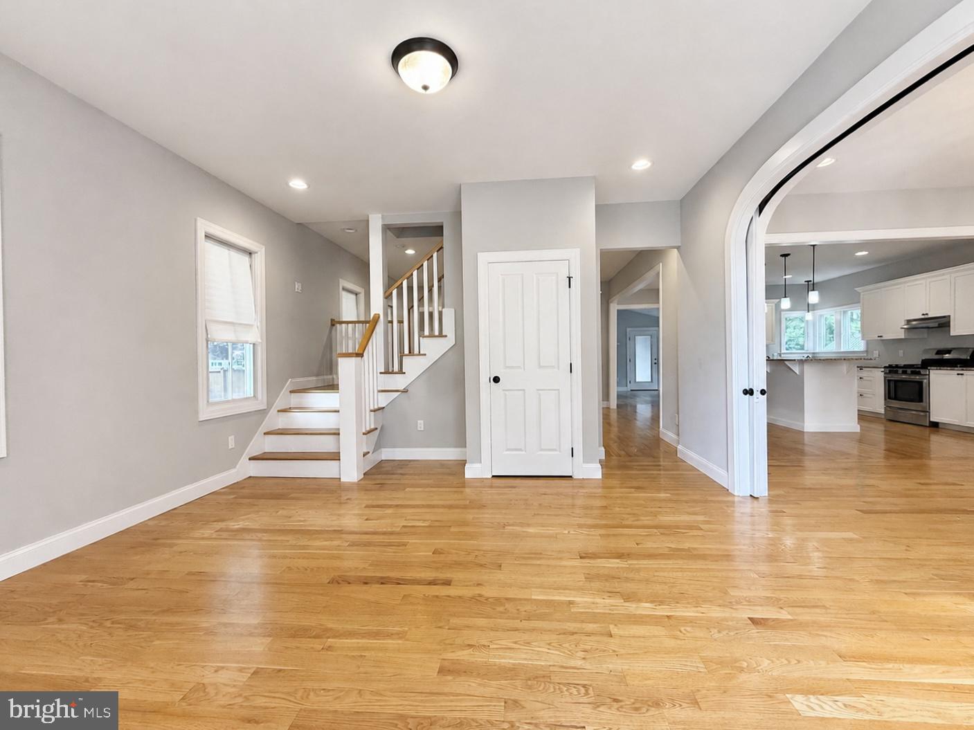 202 S 2ND STREET