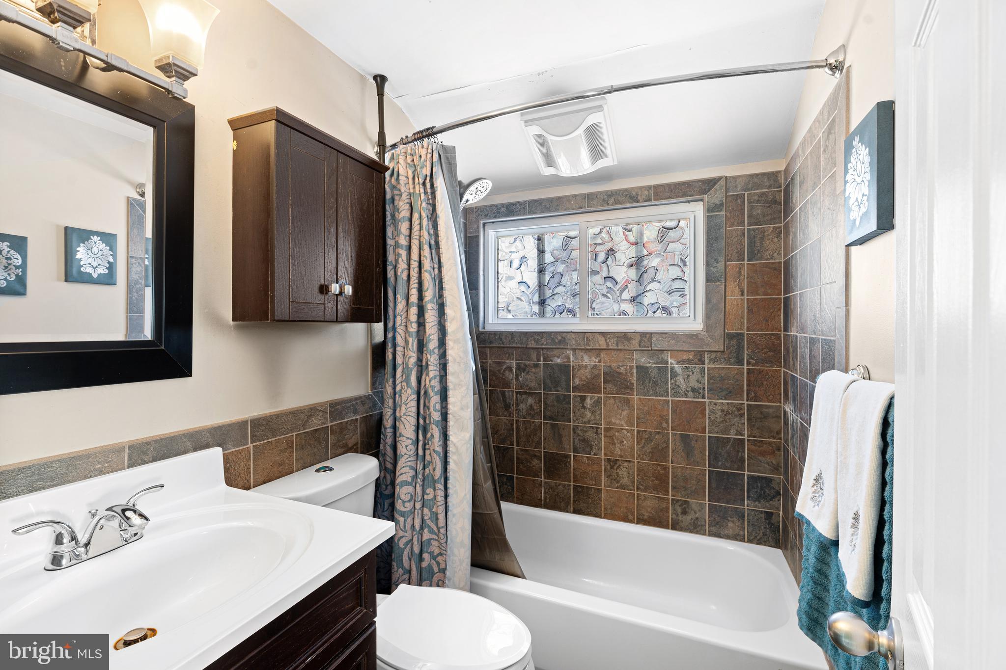 MILL CREEK FALLS - Residential