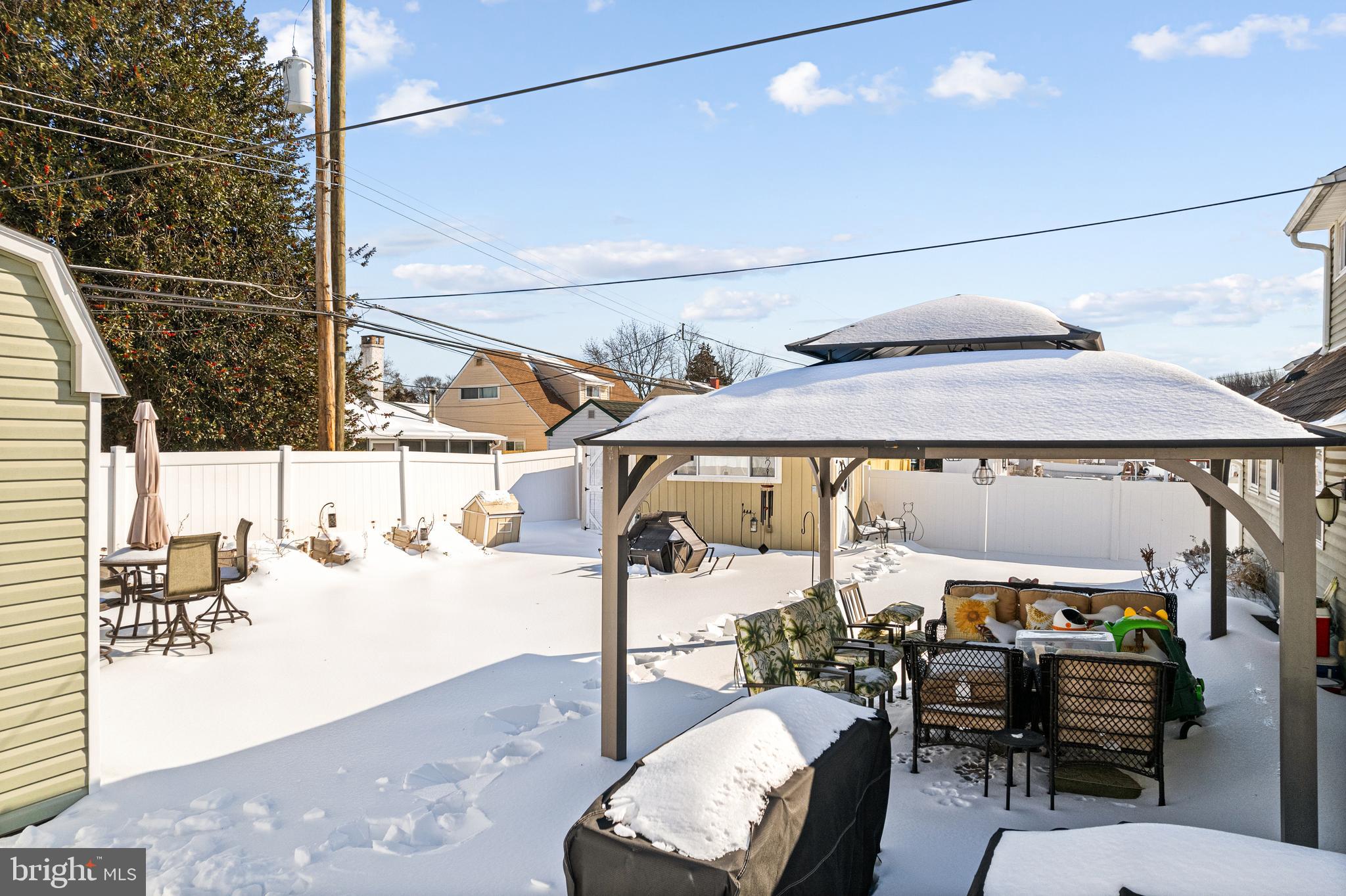 MILL CREEK FALLS - Residential