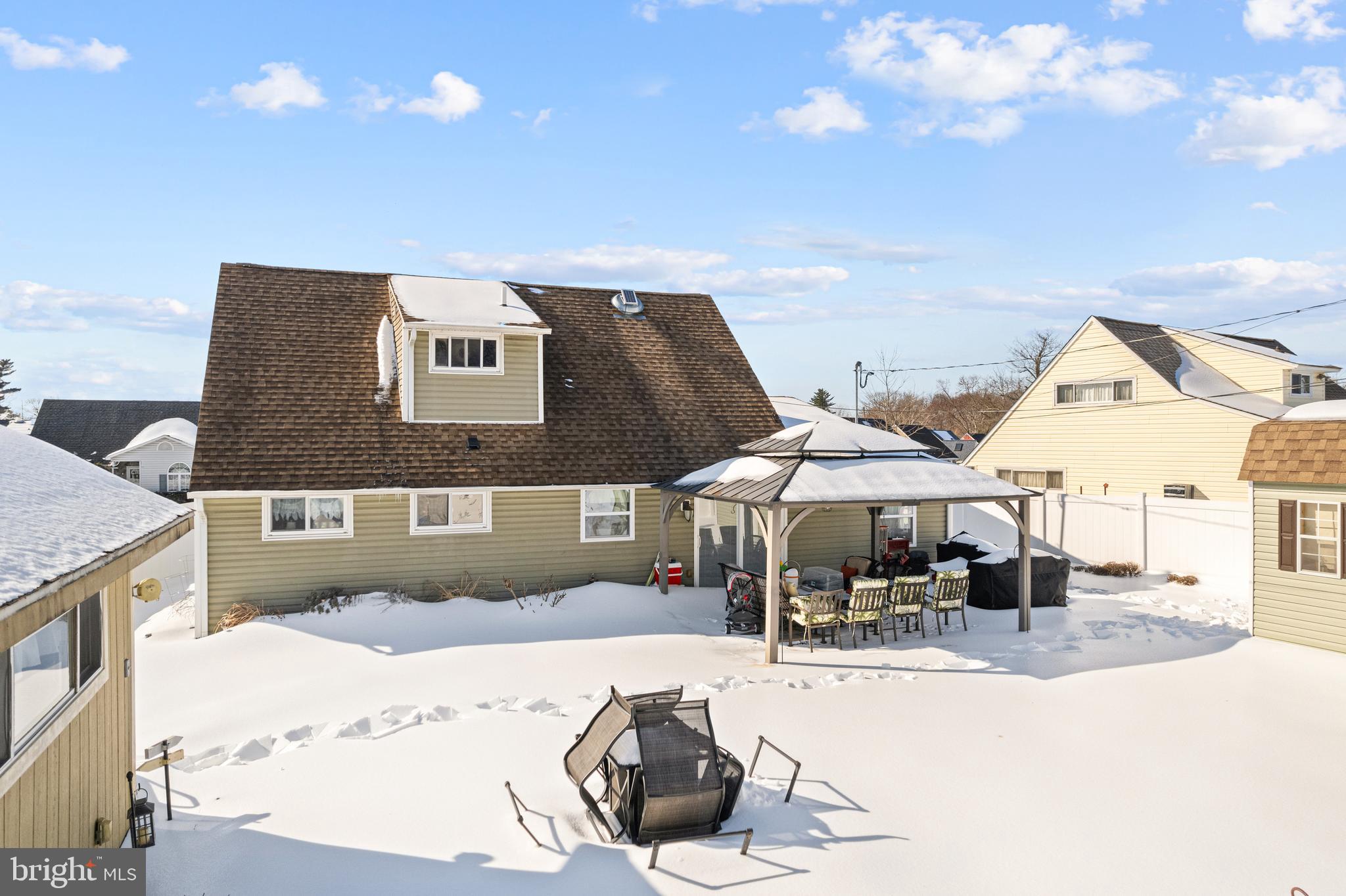 MILL CREEK FALLS - Residential