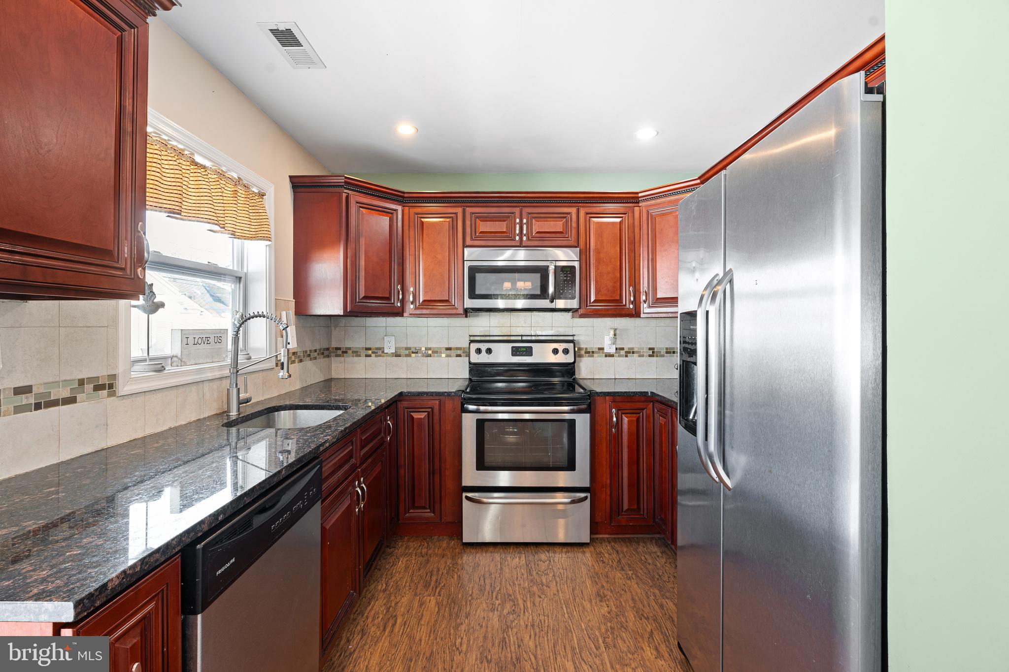 MILL CREEK FALLS - Residential