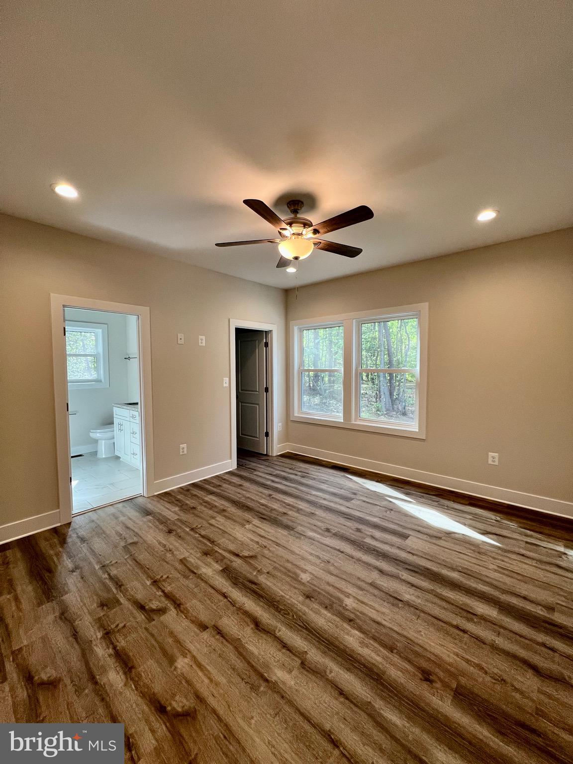 GLEBE HARBOR - Residential