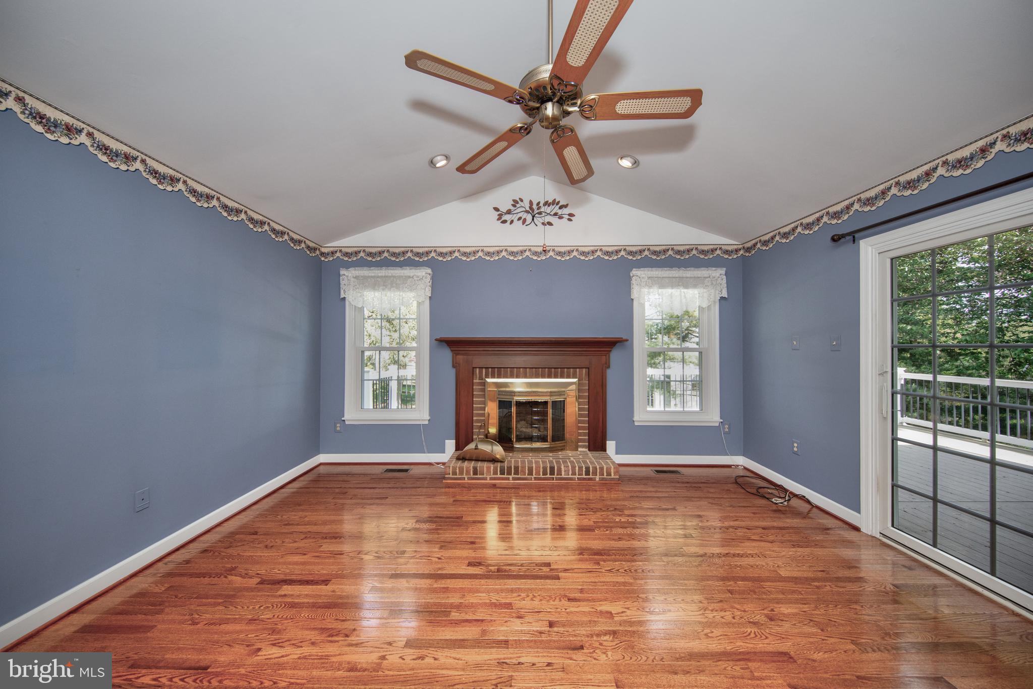 MAJORS CHOICE - Residential