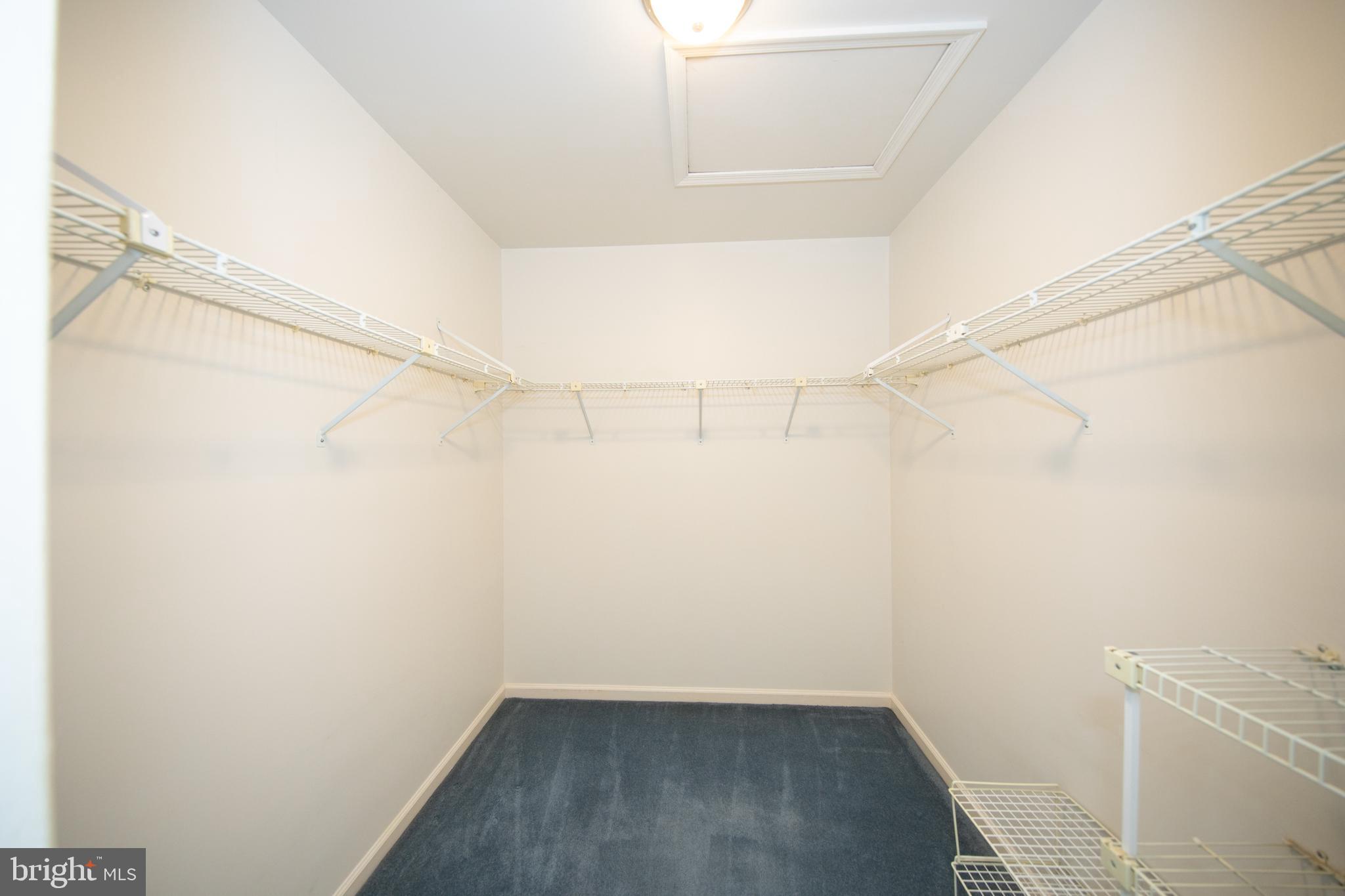 MAJORS CHOICE - Residential