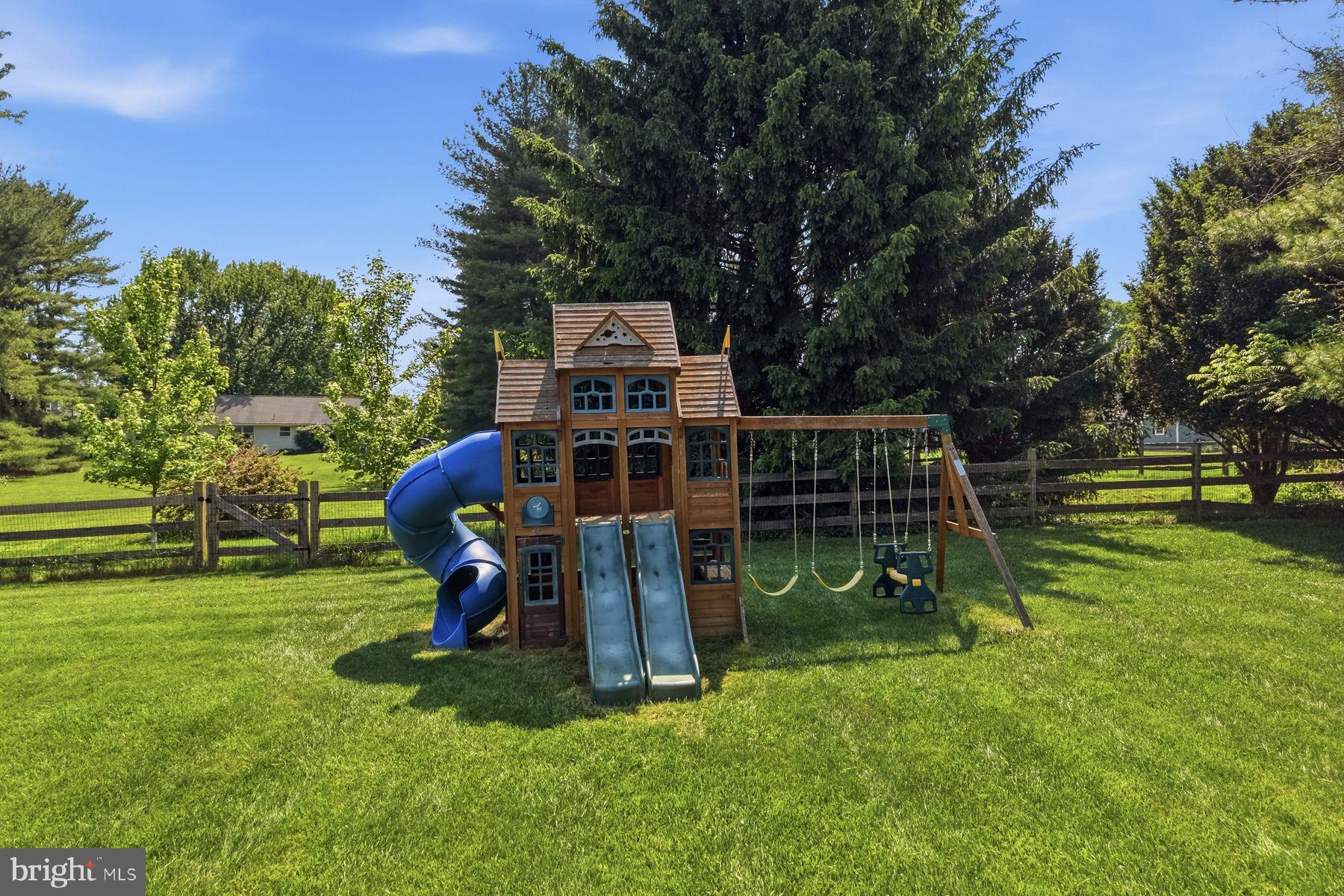 HIGH MEADOW - Residential