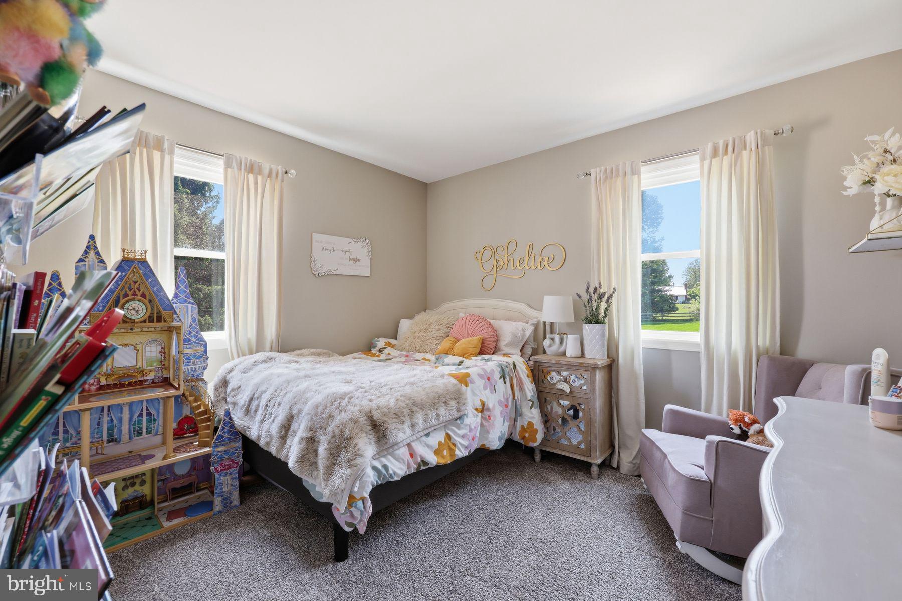 HIGH MEADOW - Residential