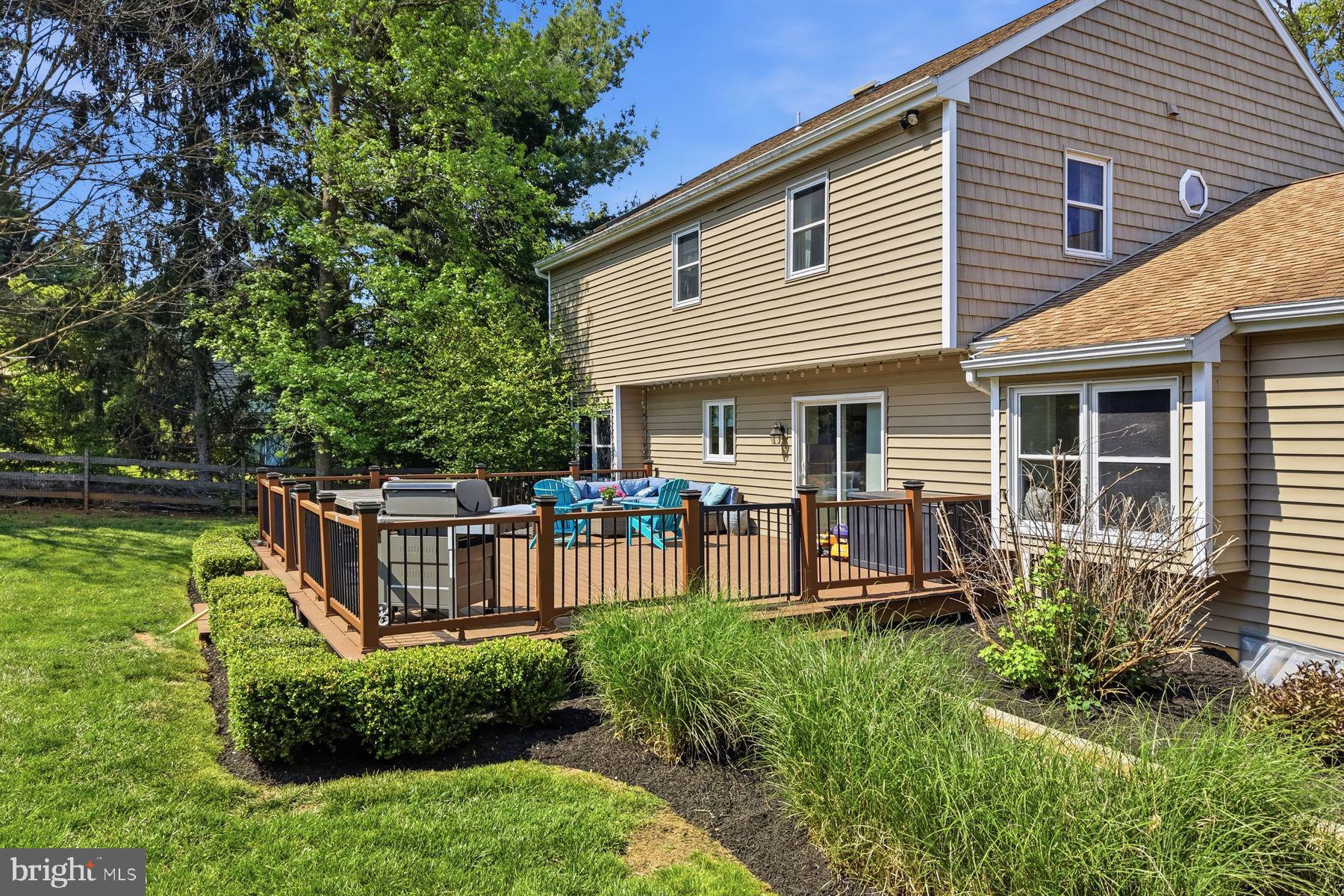 HIGH MEADOW - Residential