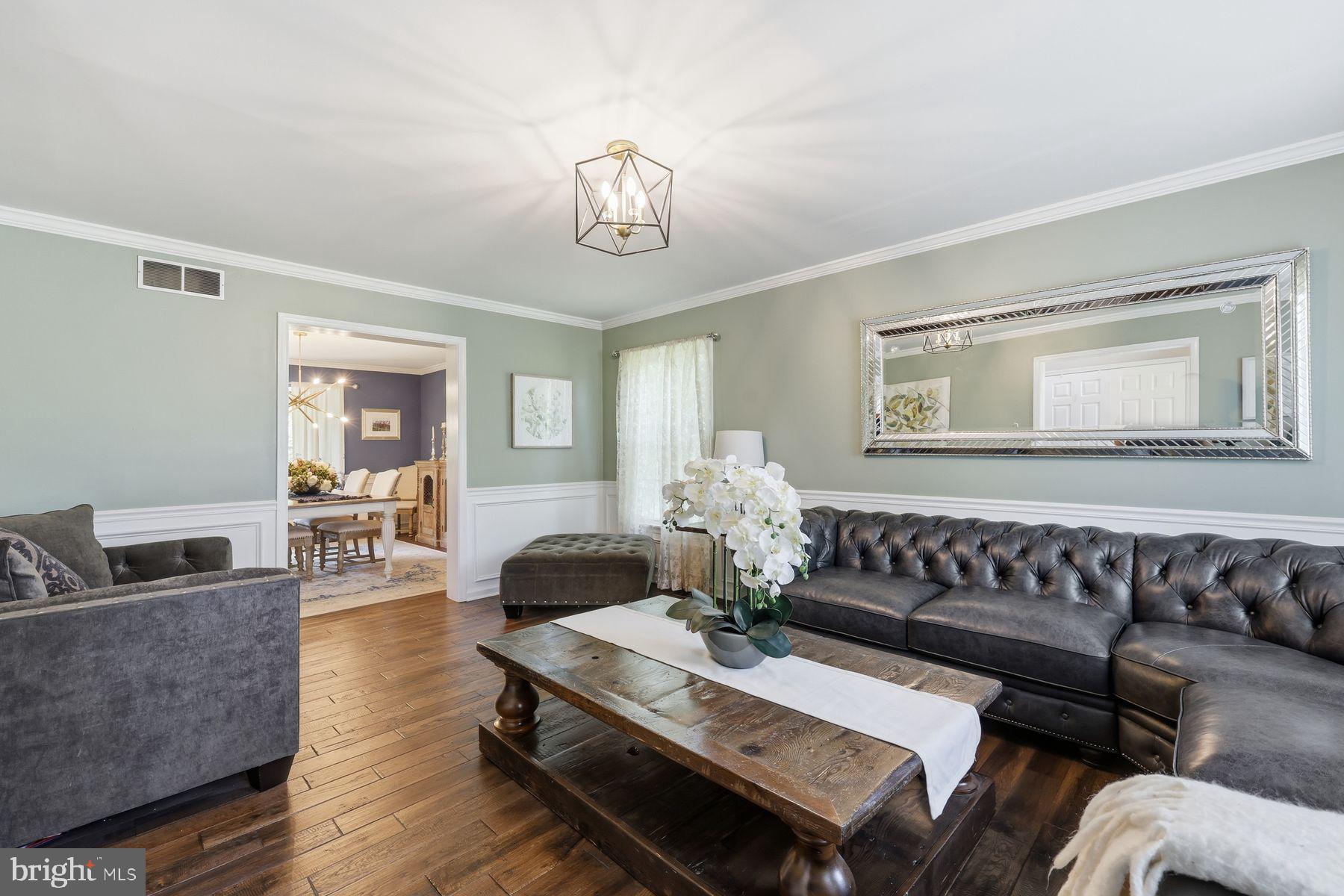 HIGH MEADOW - Residential