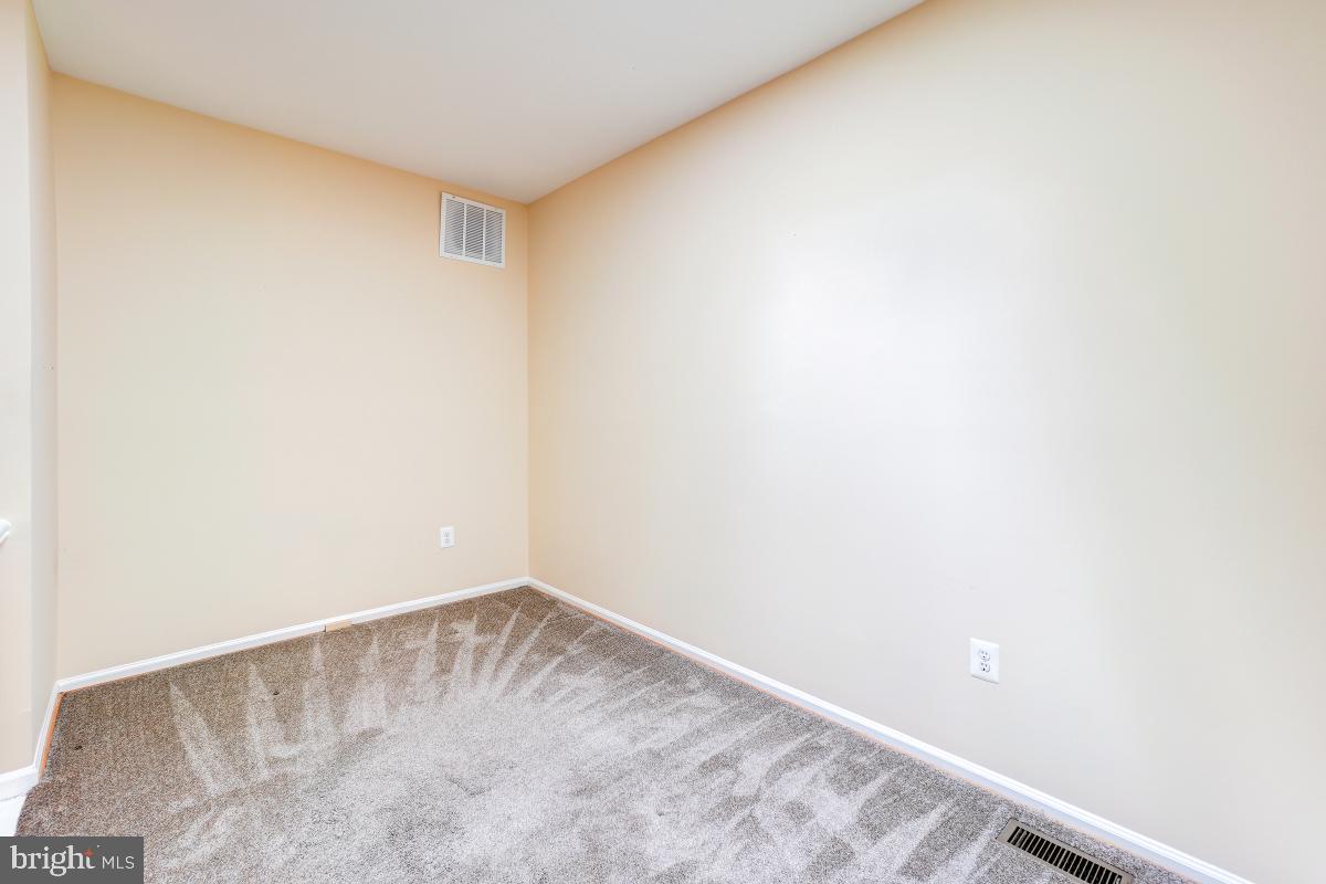 WATERS HOUSE - Residential Lease