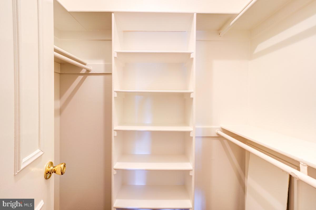 WATERS HOUSE - Residential Lease