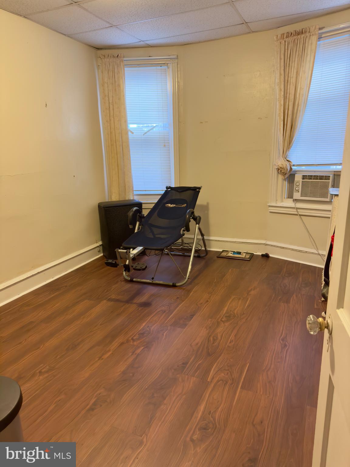 HUNTING PARK - Residential Income