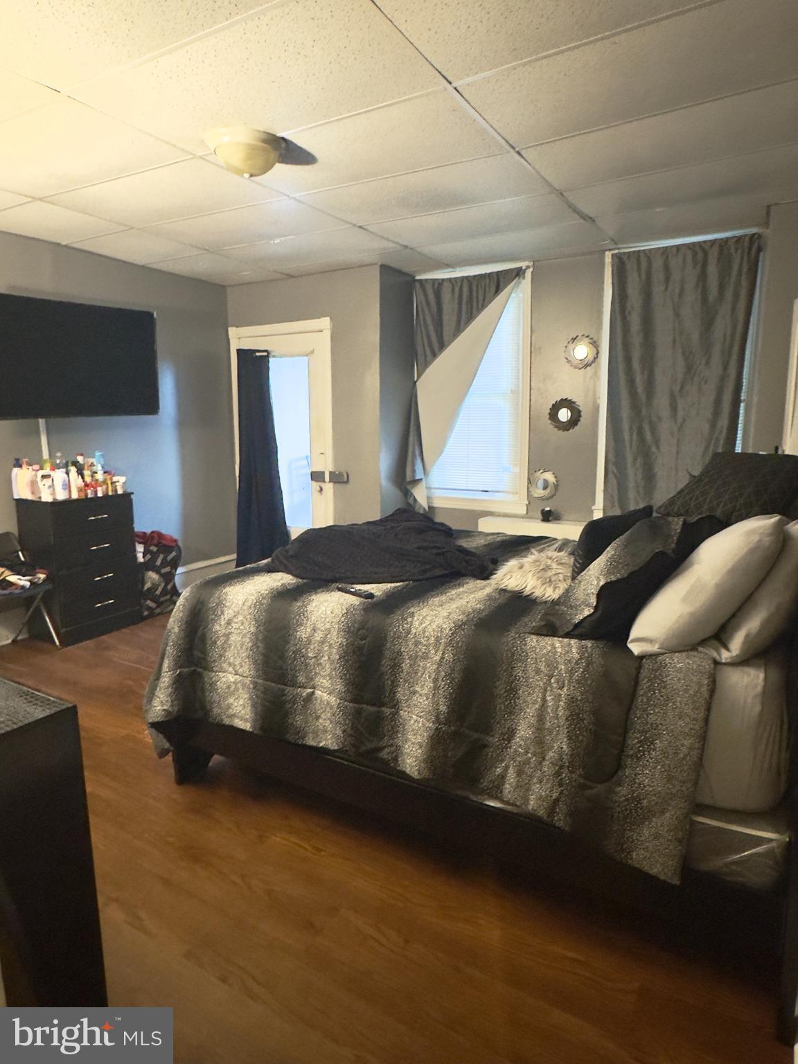 HUNTING PARK - Residential Income