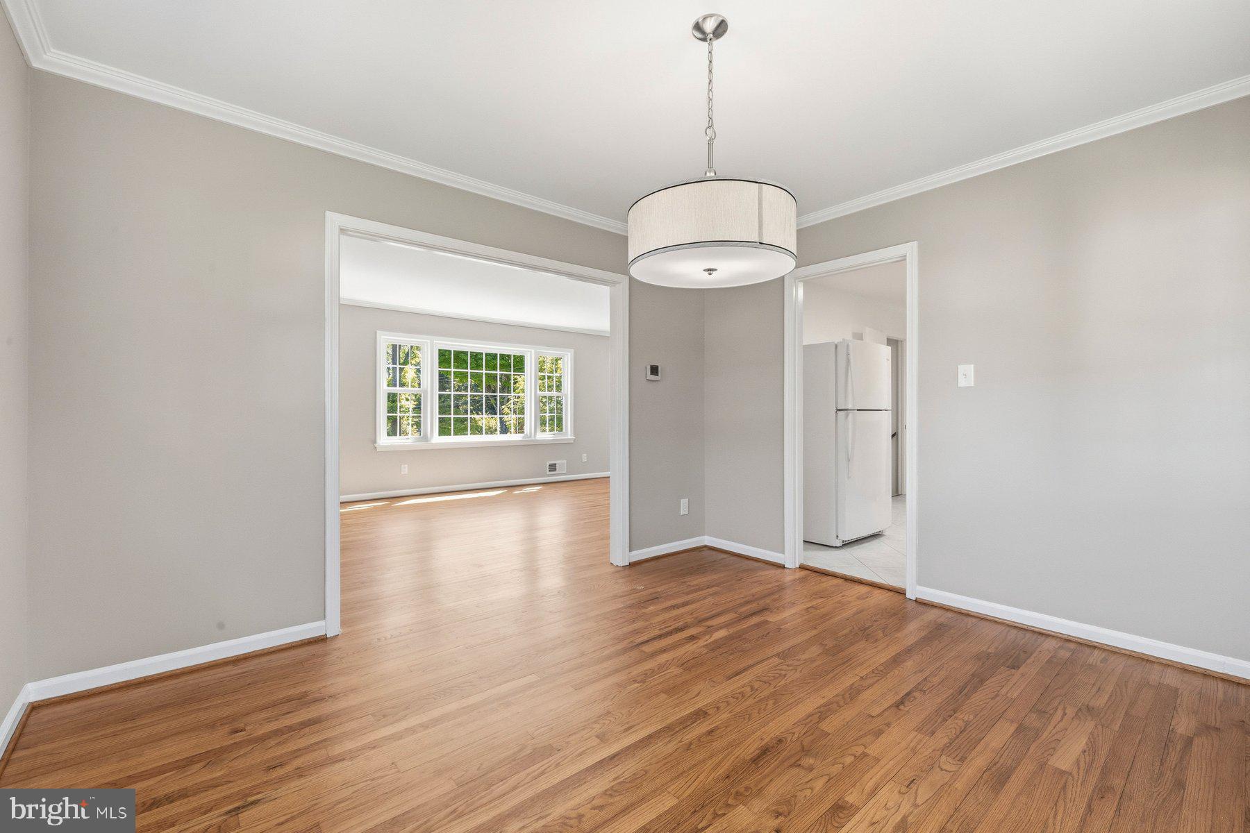 SPRINGBROOK MANOR - Residential