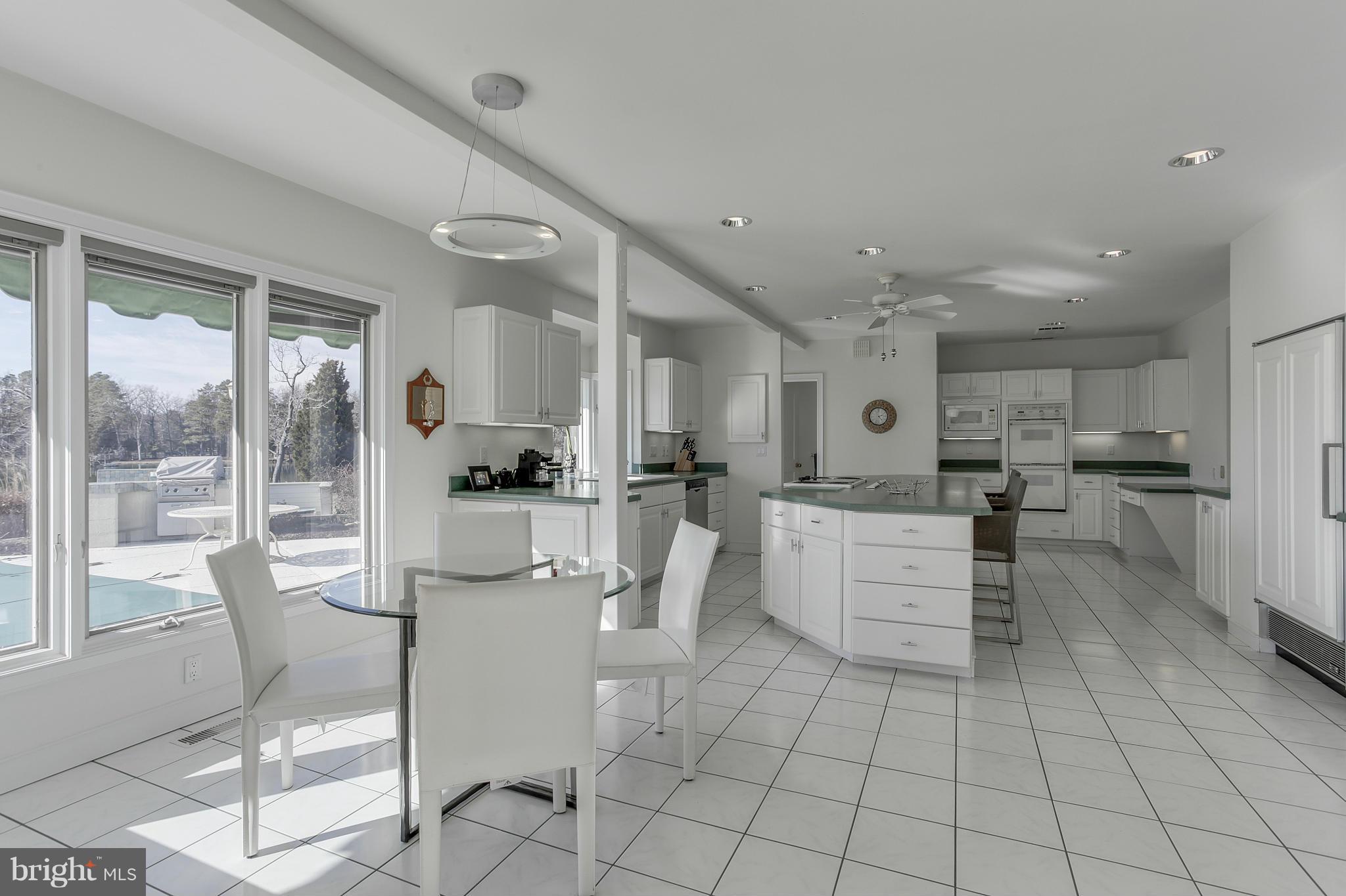 COVE CREEK CLUB - Residential