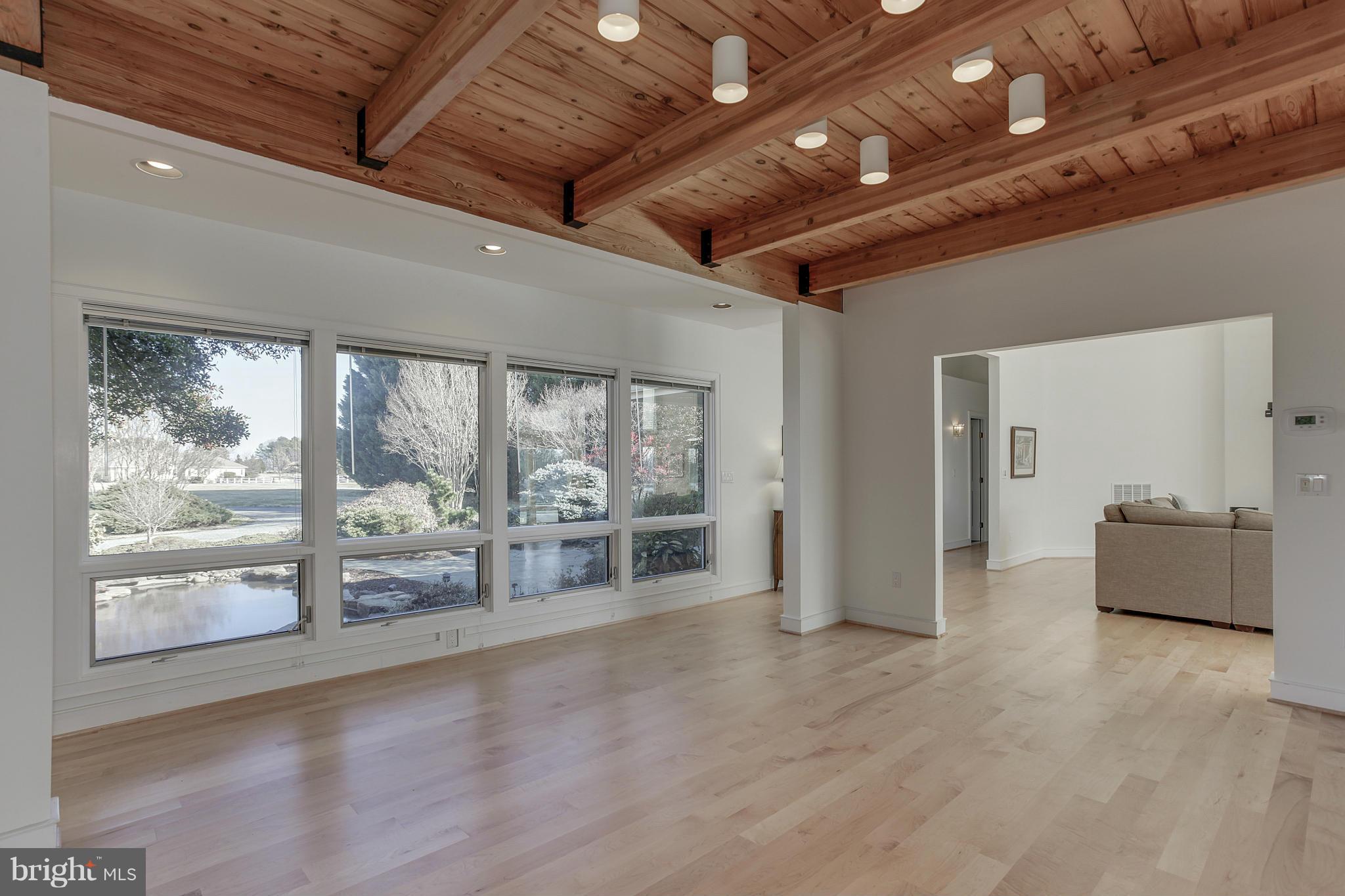 COVE CREEK CLUB - Residential