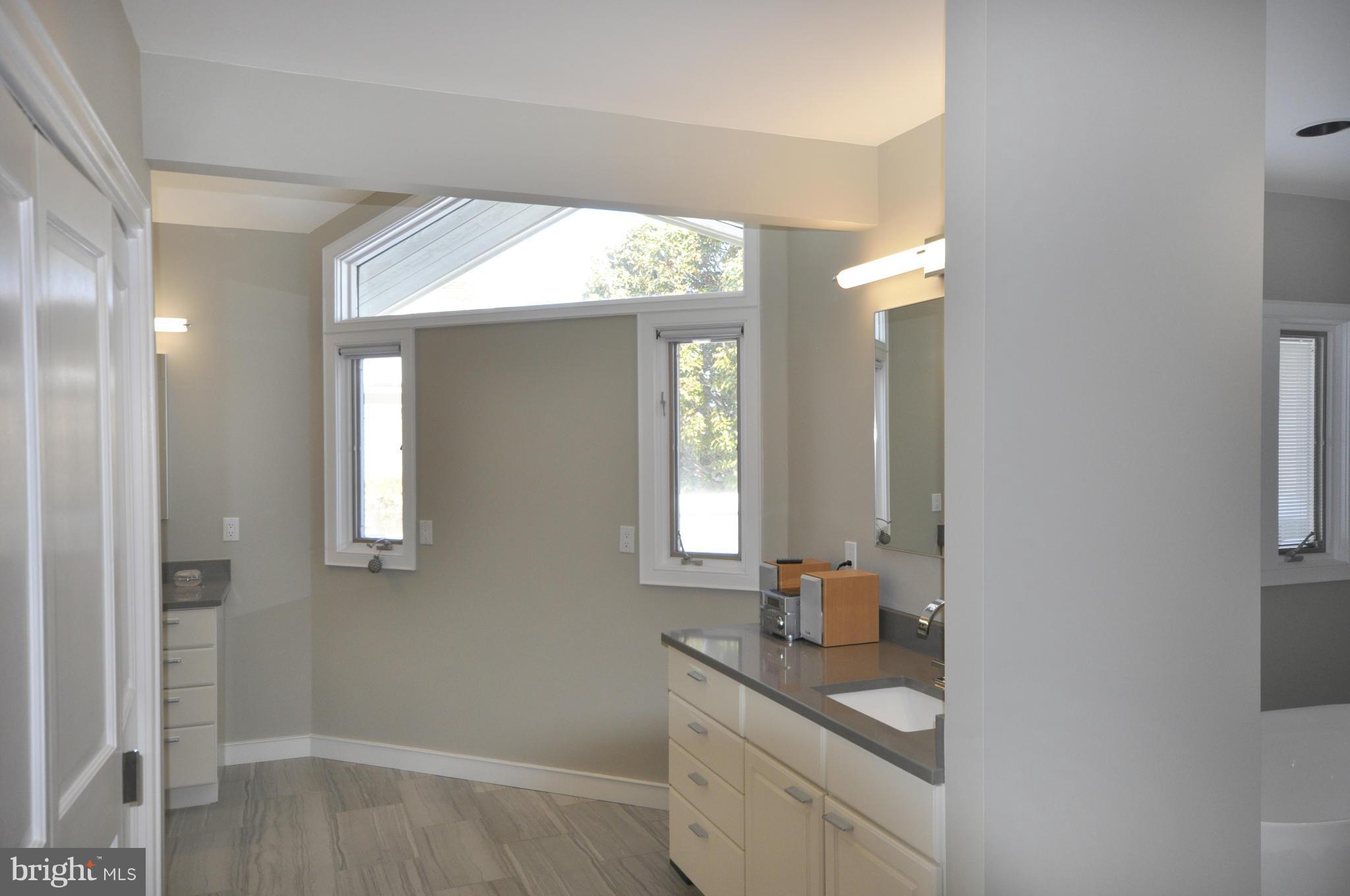 COVE CREEK CLUB - Residential