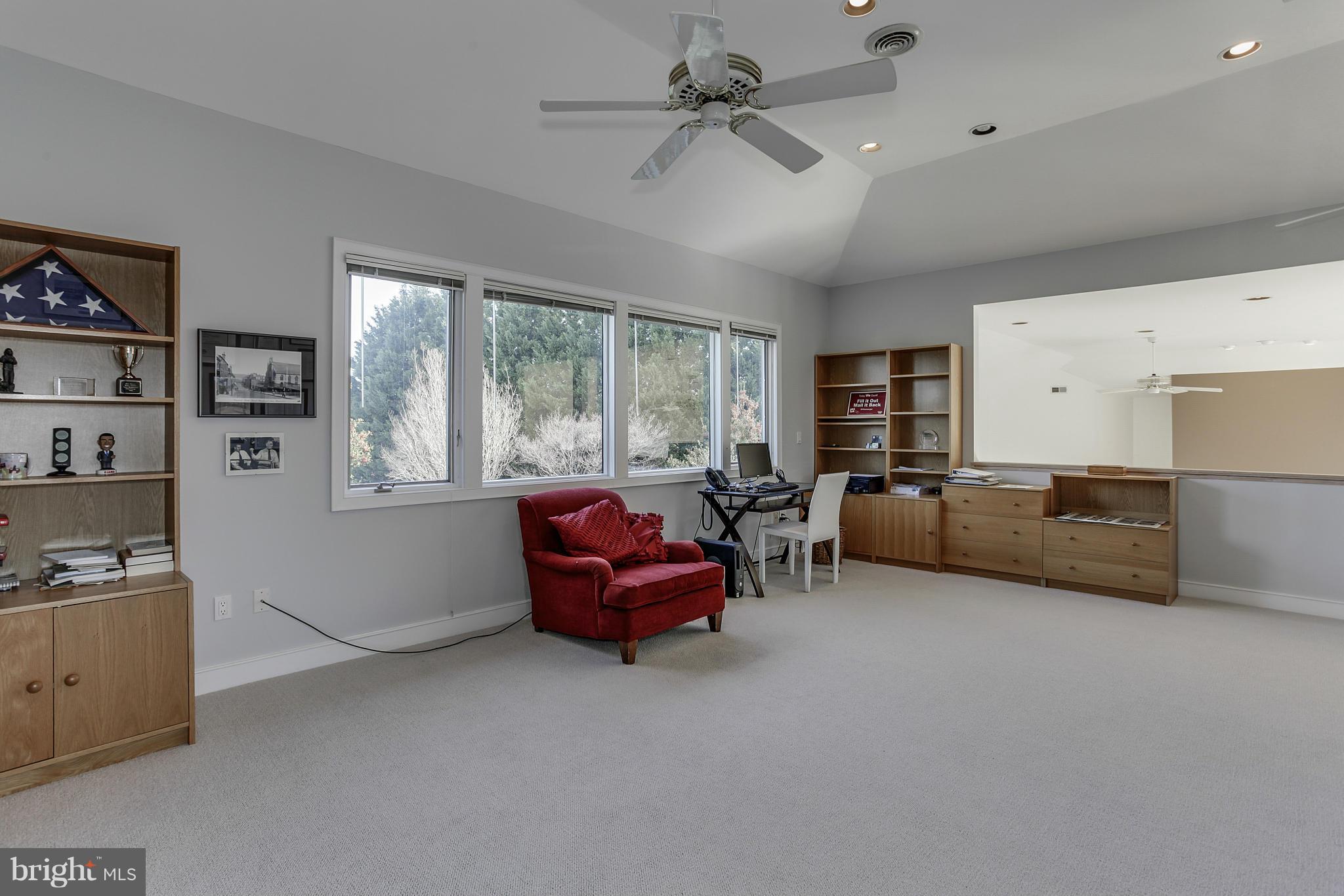 COVE CREEK CLUB - Residential