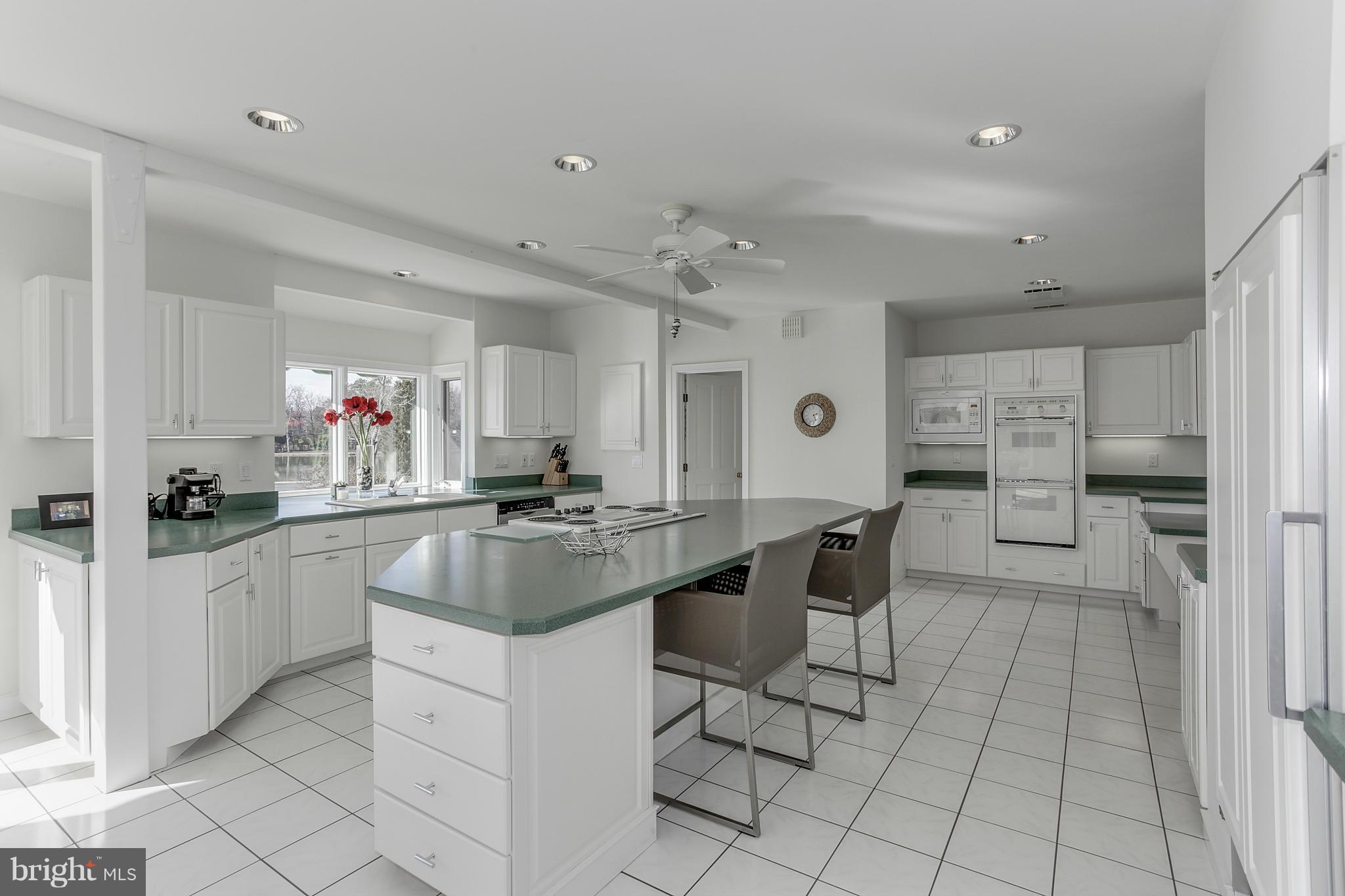 COVE CREEK CLUB - Residential