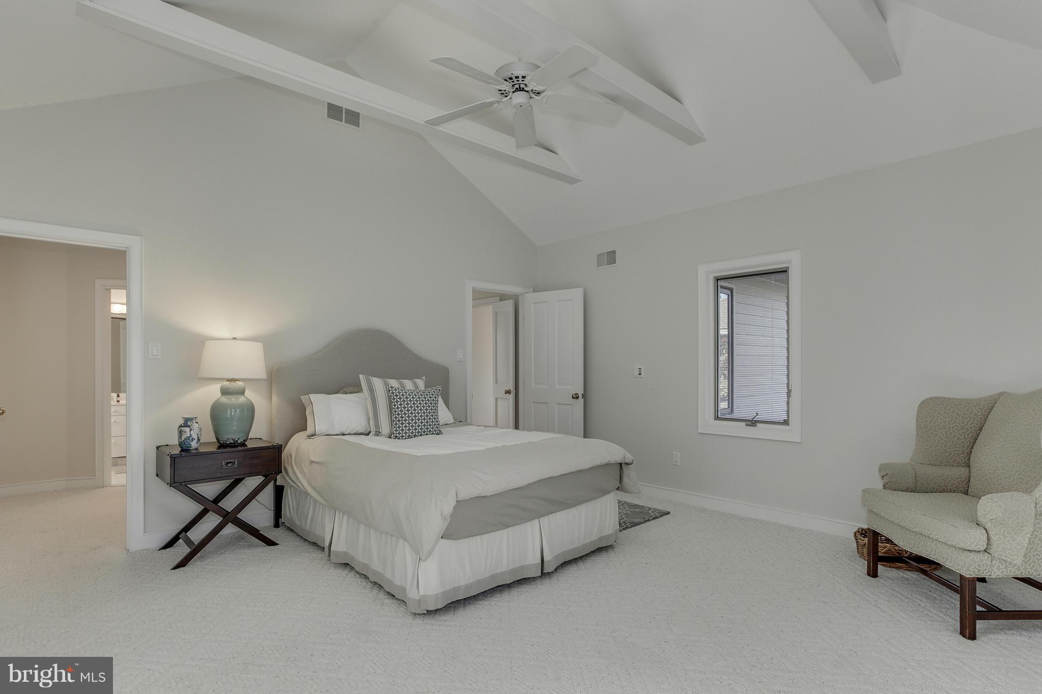 COVE CREEK CLUB - Residential