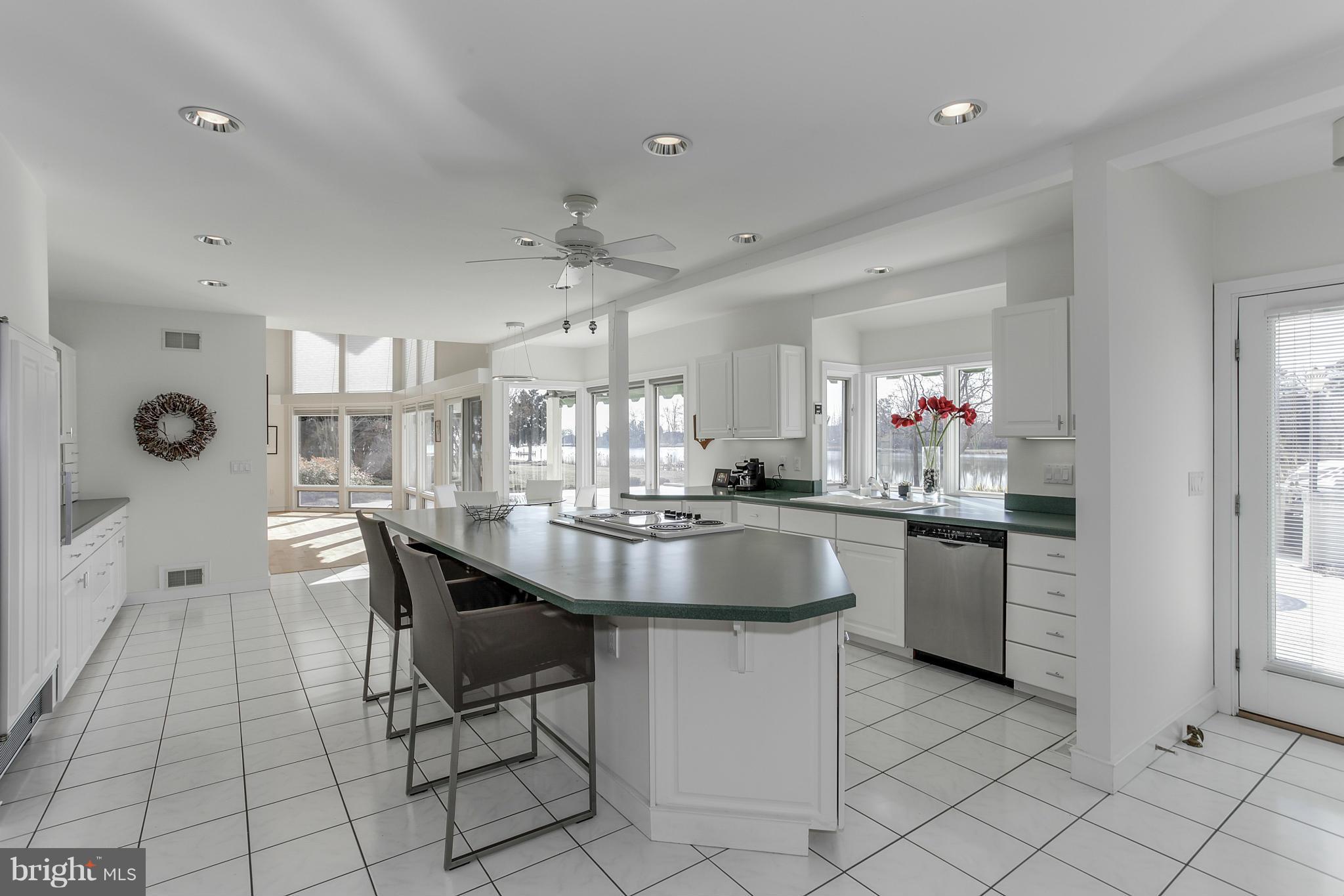 COVE CREEK CLUB - Residential