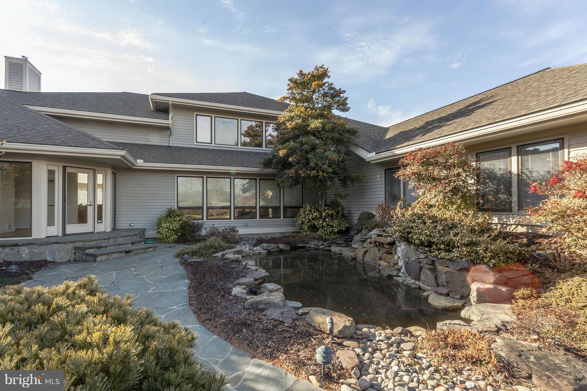 COVE CREEK CLUB - Residential