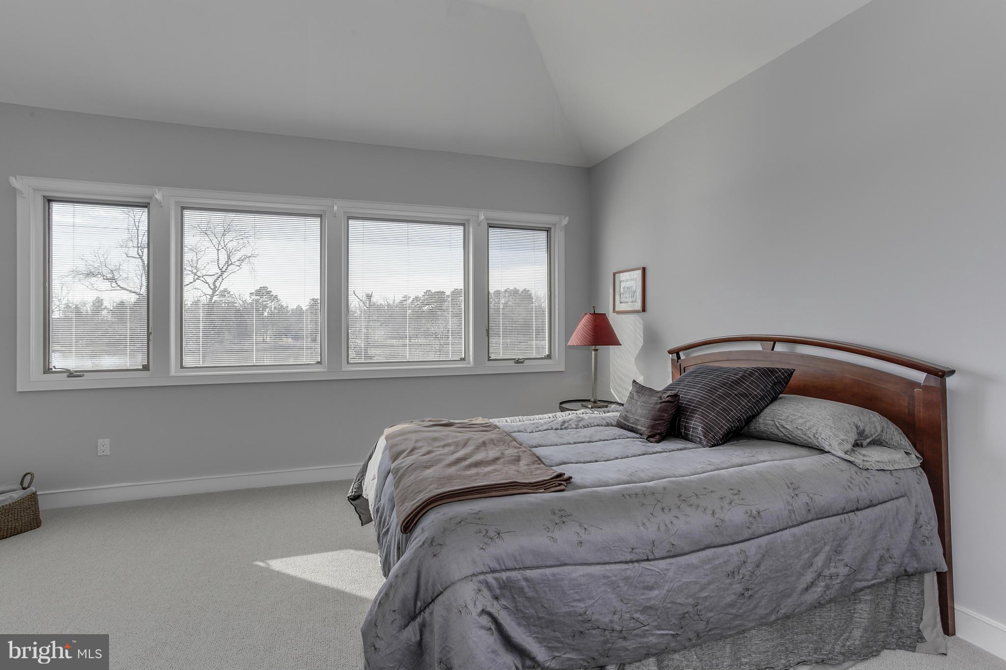 COVE CREEK CLUB - Residential