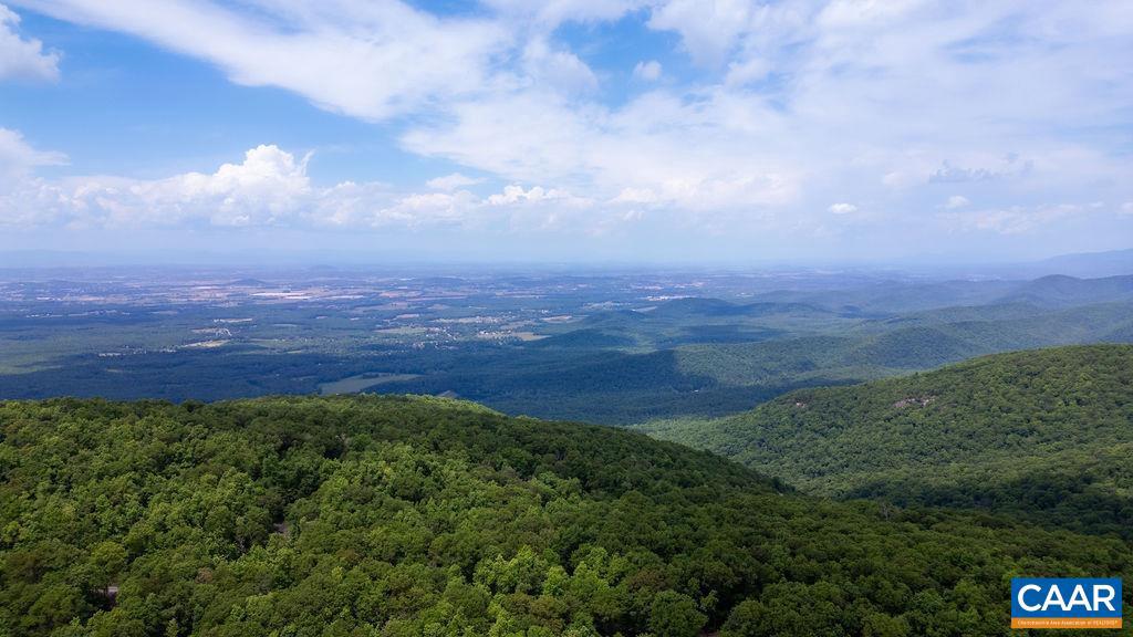 WINTERGREEN RESORT - Land