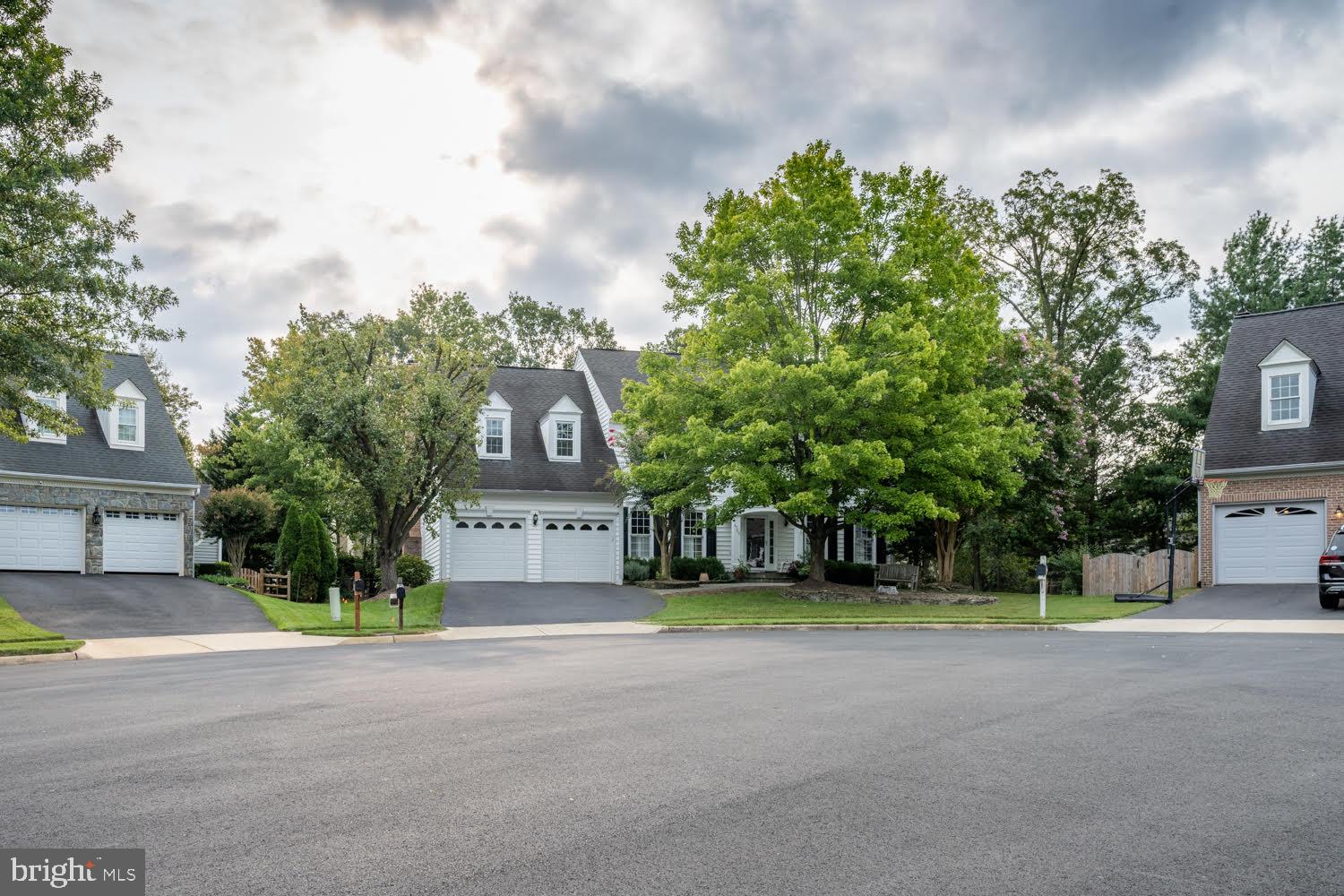 LITTLE ROCKY RUN - Residential Lease