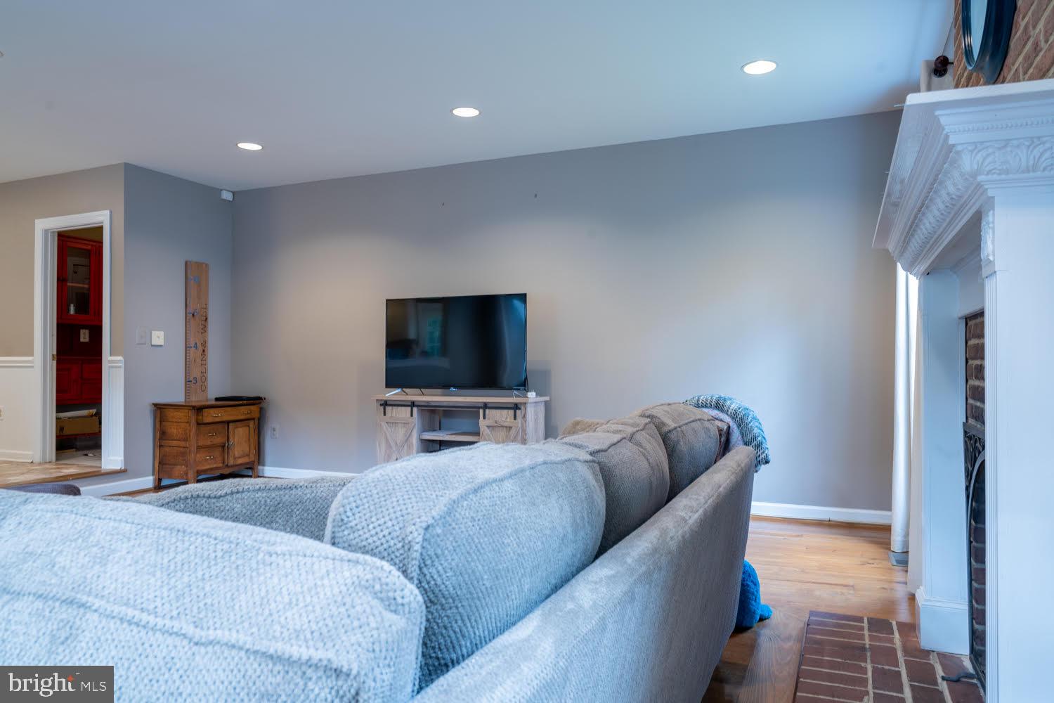 LITTLE ROCKY RUN - Residential Lease